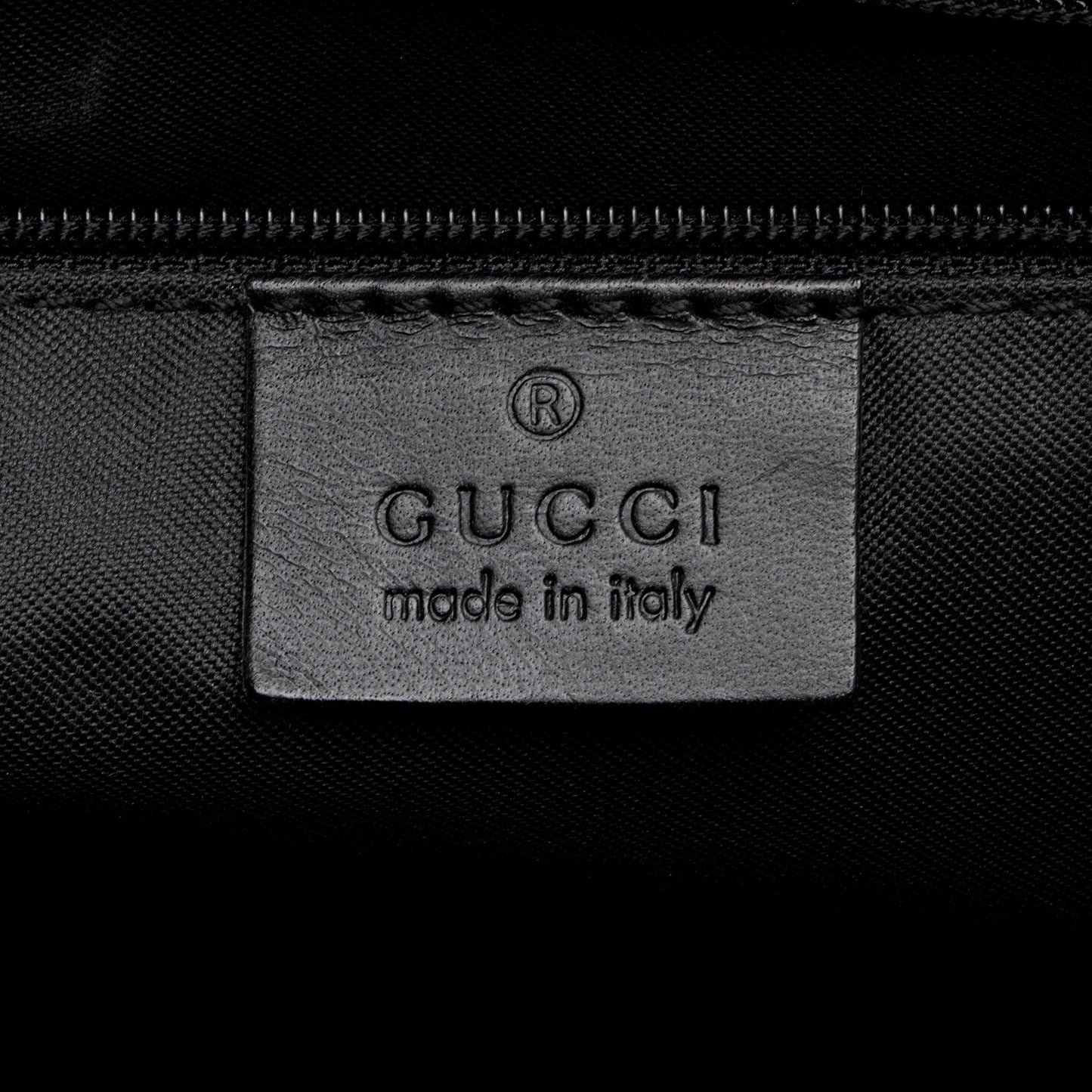 Gucci GG Canvas Jackie Small Shoulder Bag (SHF-Ajw7gP)