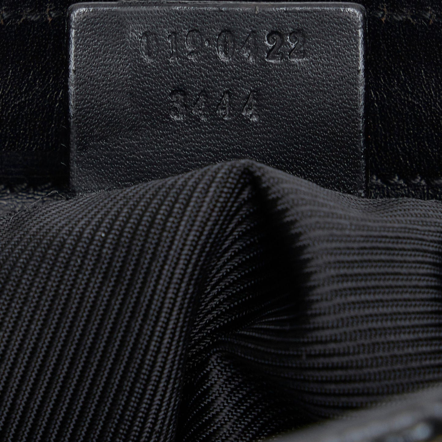 Gucci GG Canvas Shoulder Bag (SHG-KtdU7n)