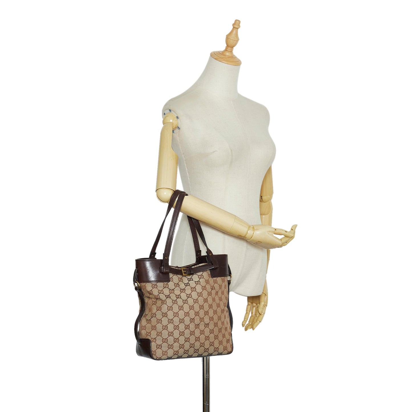 Gucci GG Canvas Shoulder Bag (SHG-my1lNg)