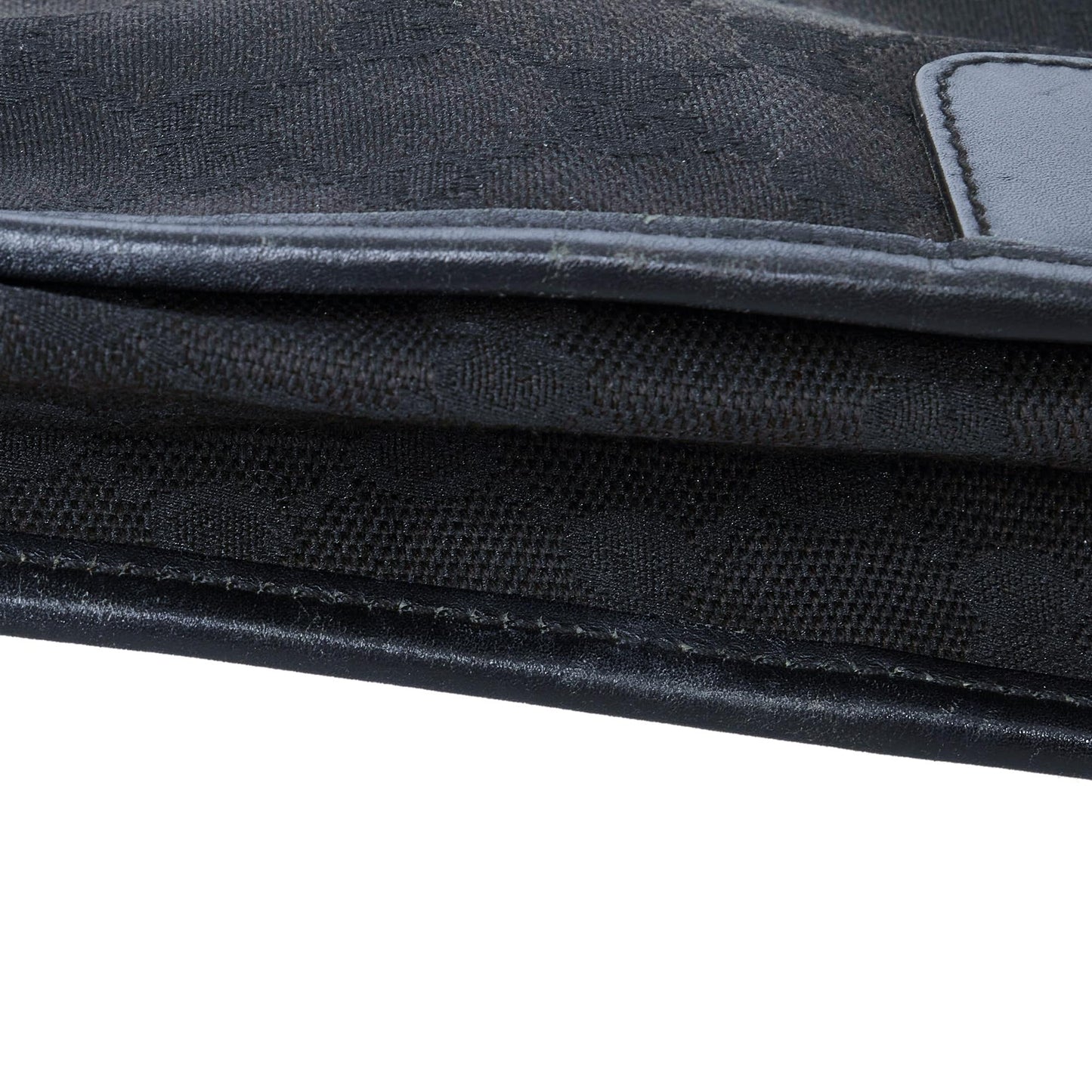 Gucci GG Canvas Shoulder Bag (SHG-VpXwNB)