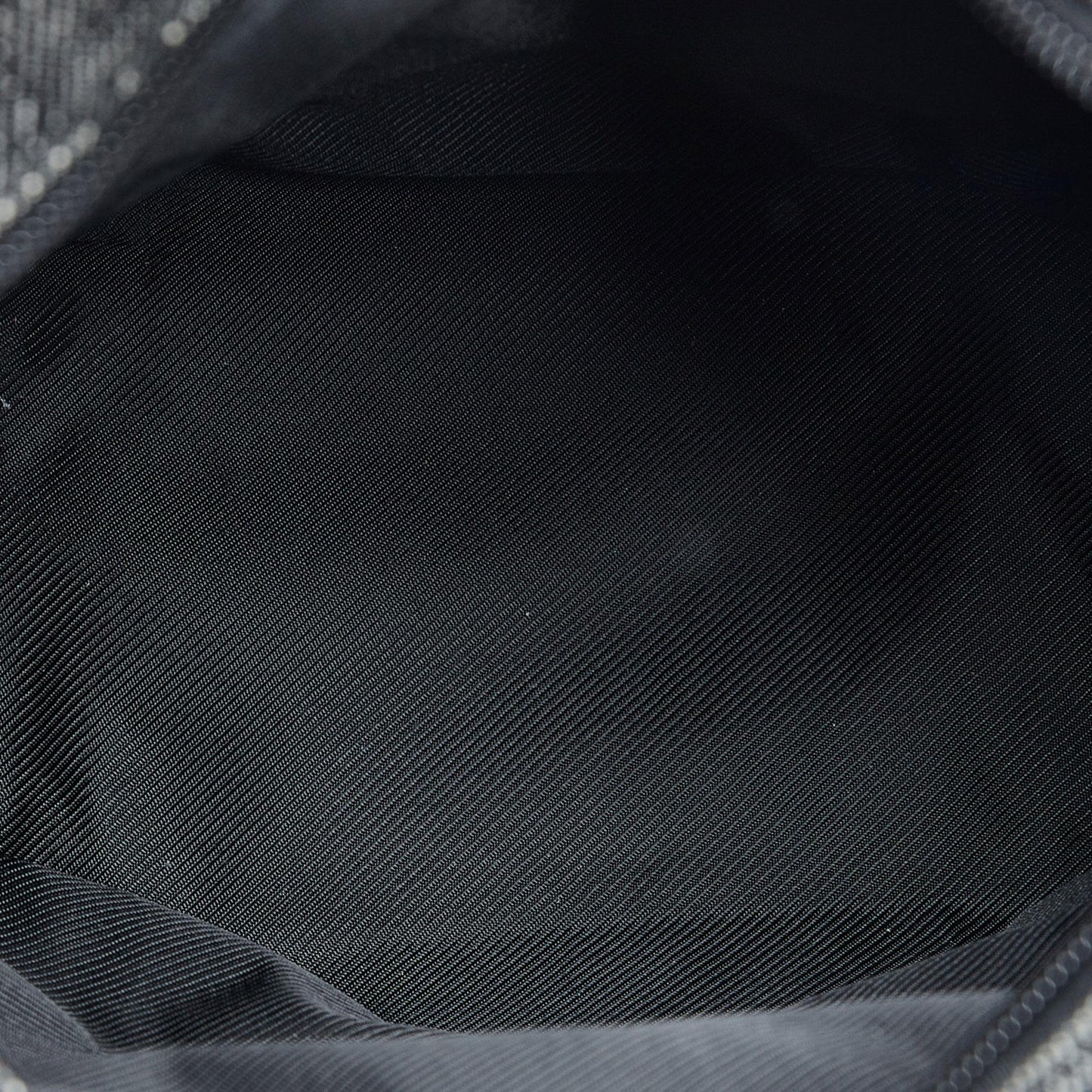 Gucci GG Canvas Shoulder Bag (SHG-tscr8l)