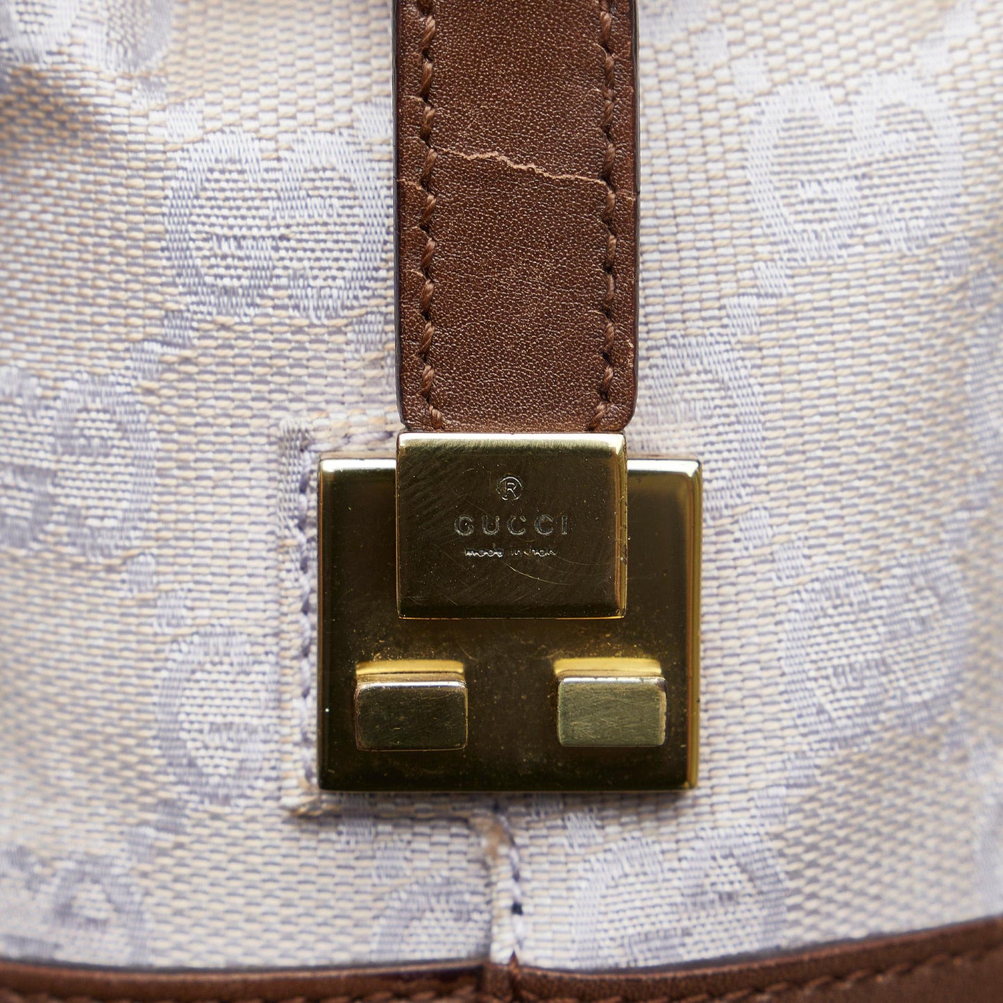Gucci GG Canvas Shoulder Bag (SHG-TWQbJL)