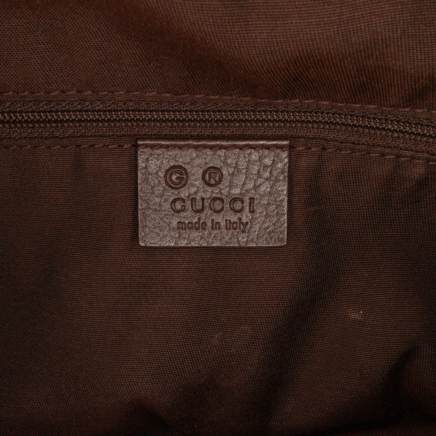 Gucci GG Canvas Sukey Satchel (SHG-OwA3vA)