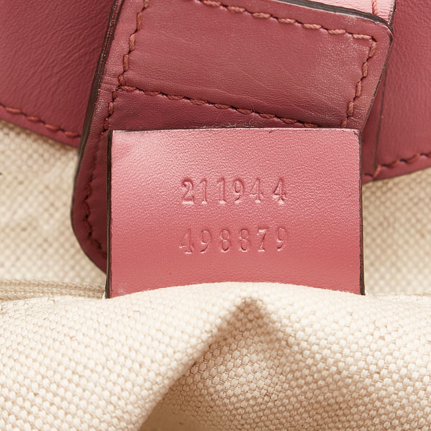 Gucci GG Canvas Sukey