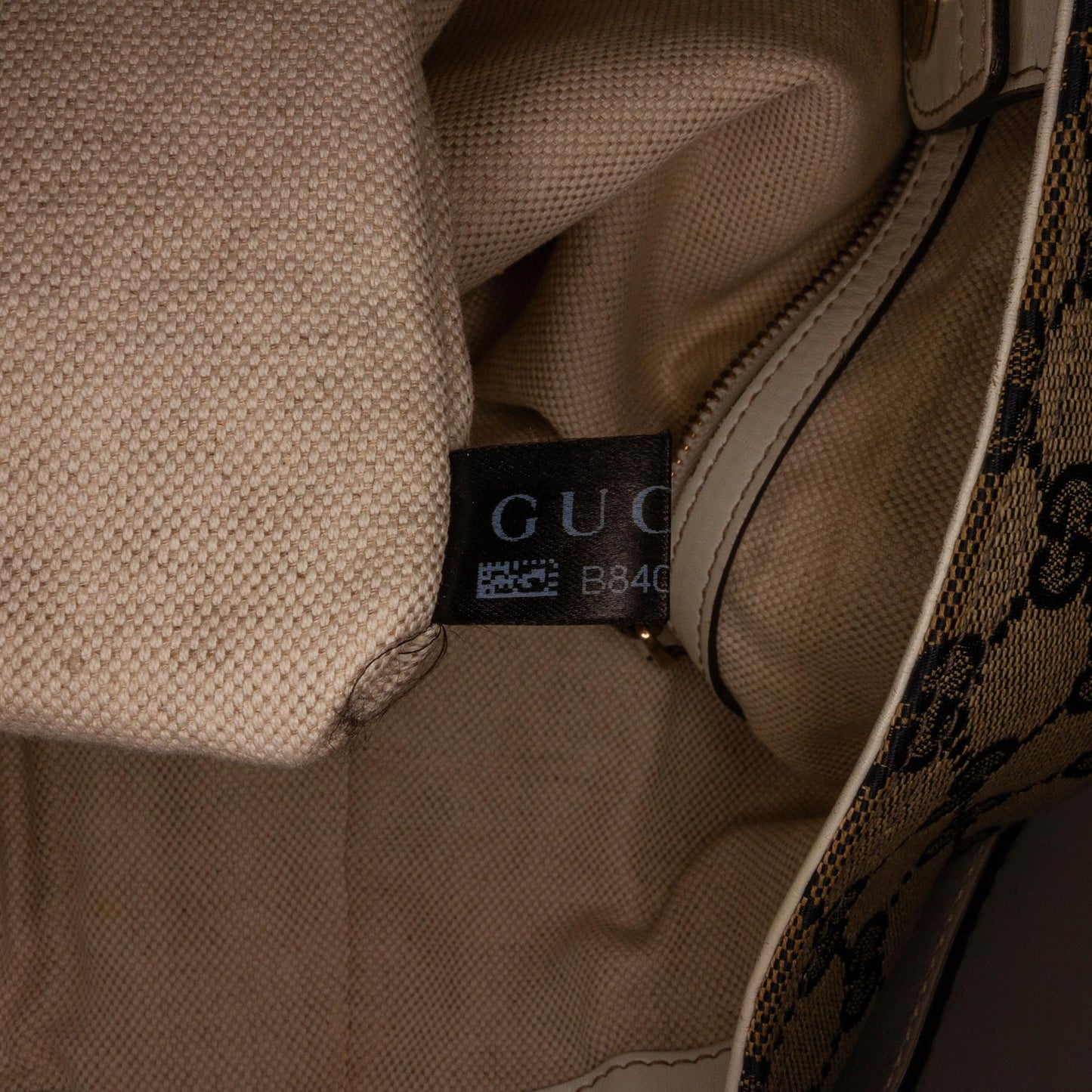 Gucci GG Canvas Web Shoulder Bag (SHG-98PH5h)