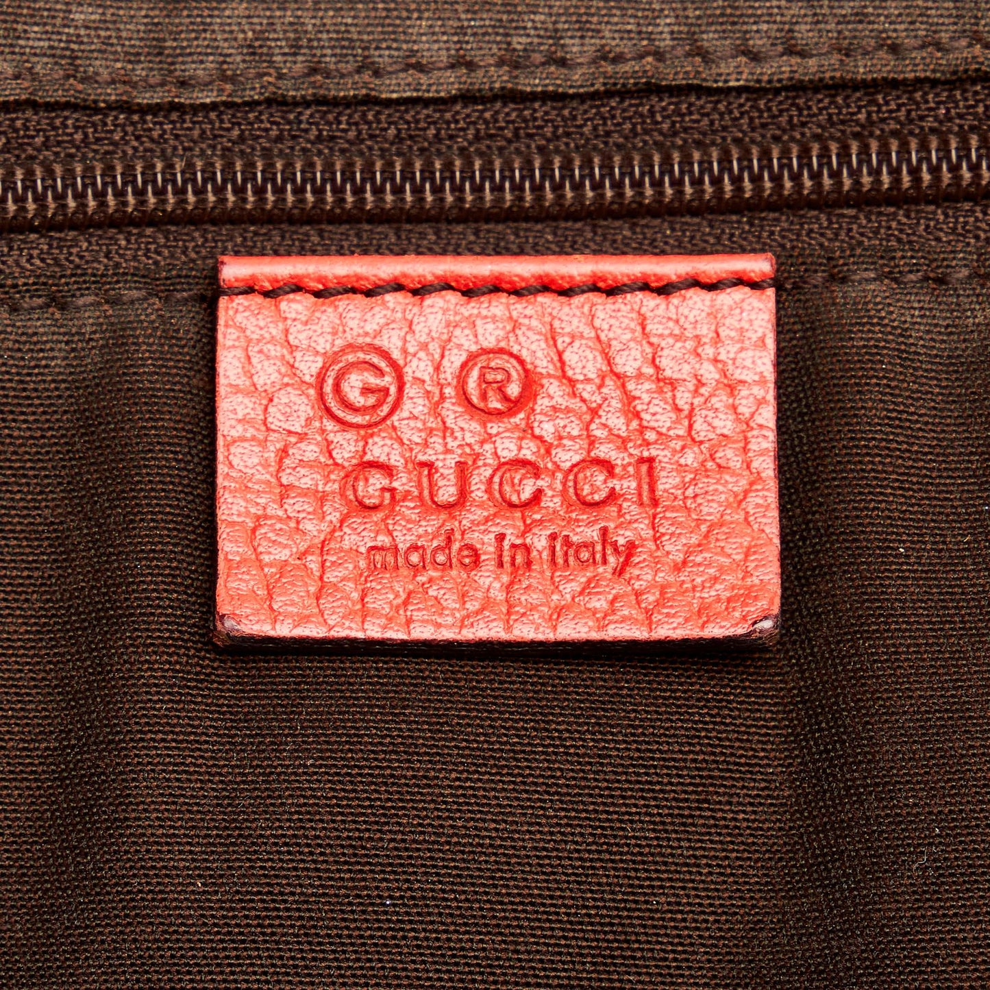 Gucci GG Charm Dome Leather Handbag (SHG-mm3N7y)
