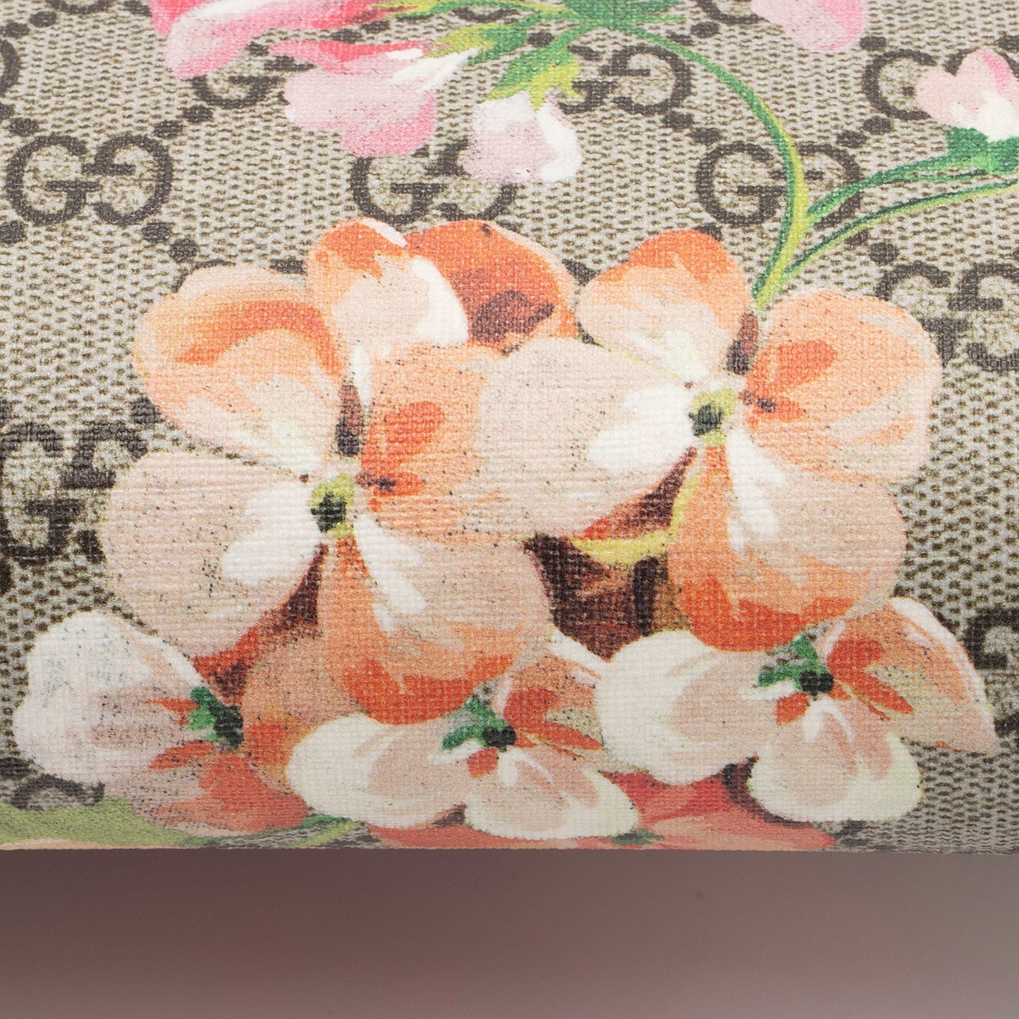 Gucci GG Supreme Blooms Dionysus Medium Shoulder Bag (SHF-sUU0yj)
