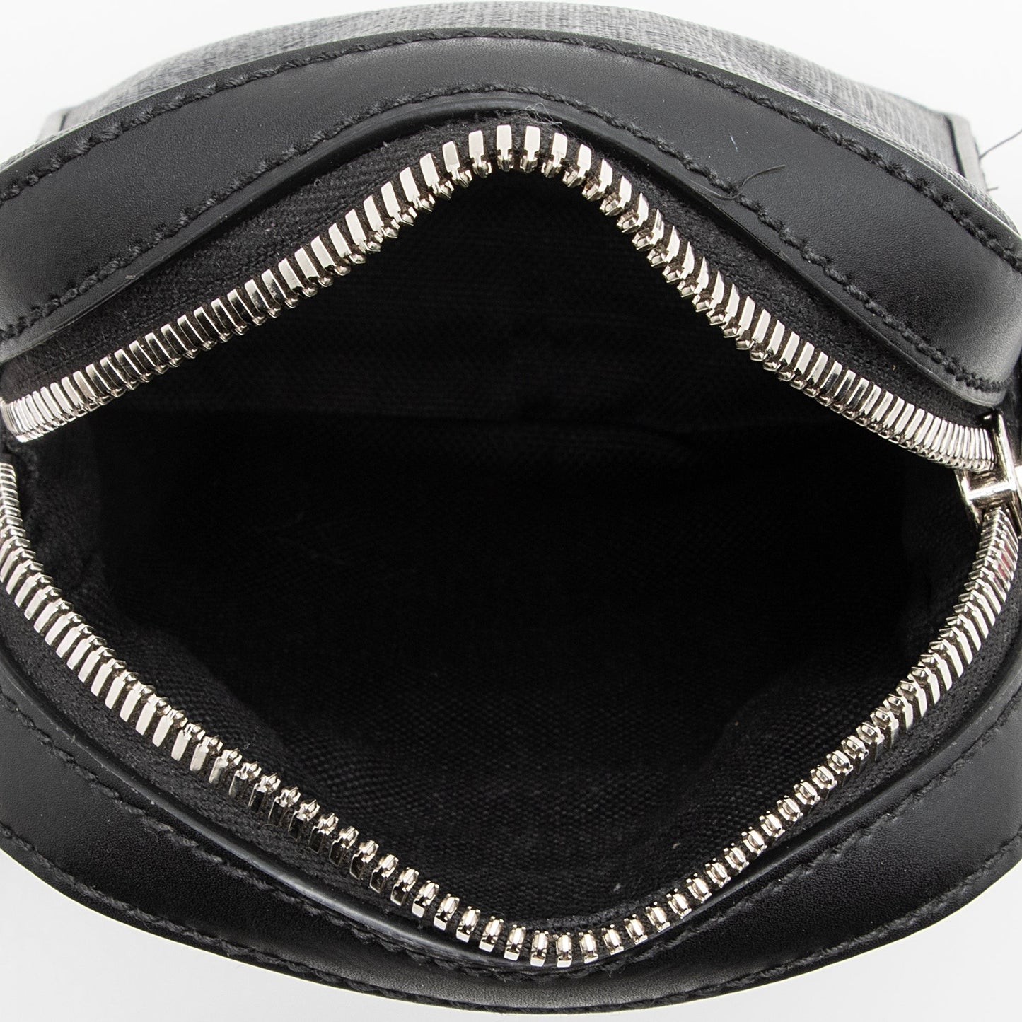 Gucci GG Supreme Canvas Mini Messenger Bag