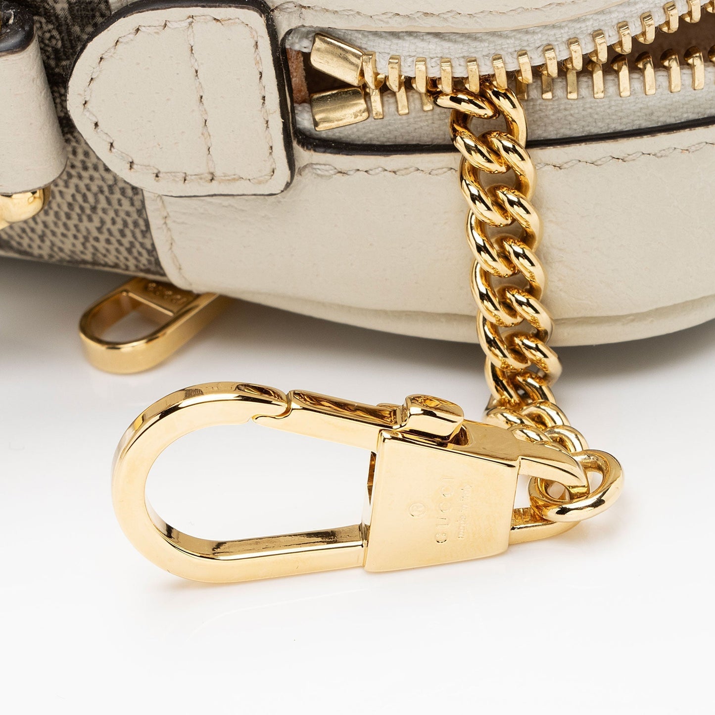 Gucci GG Supreme Ophidia Mini Shoulder Bag (SHF-GxL2JB)