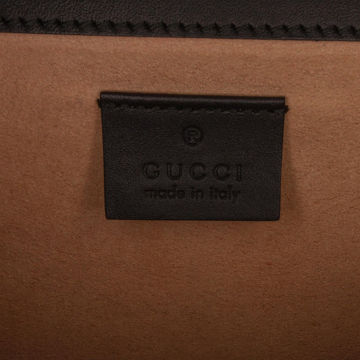 Gucci GG Velvet Dionysus Shoulder Bag (SHG-lw3cdf)