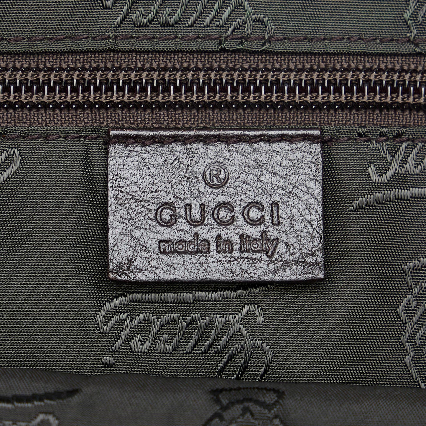 Gucci Guccissima Crossbody Bag (SHG-dFcn2w)