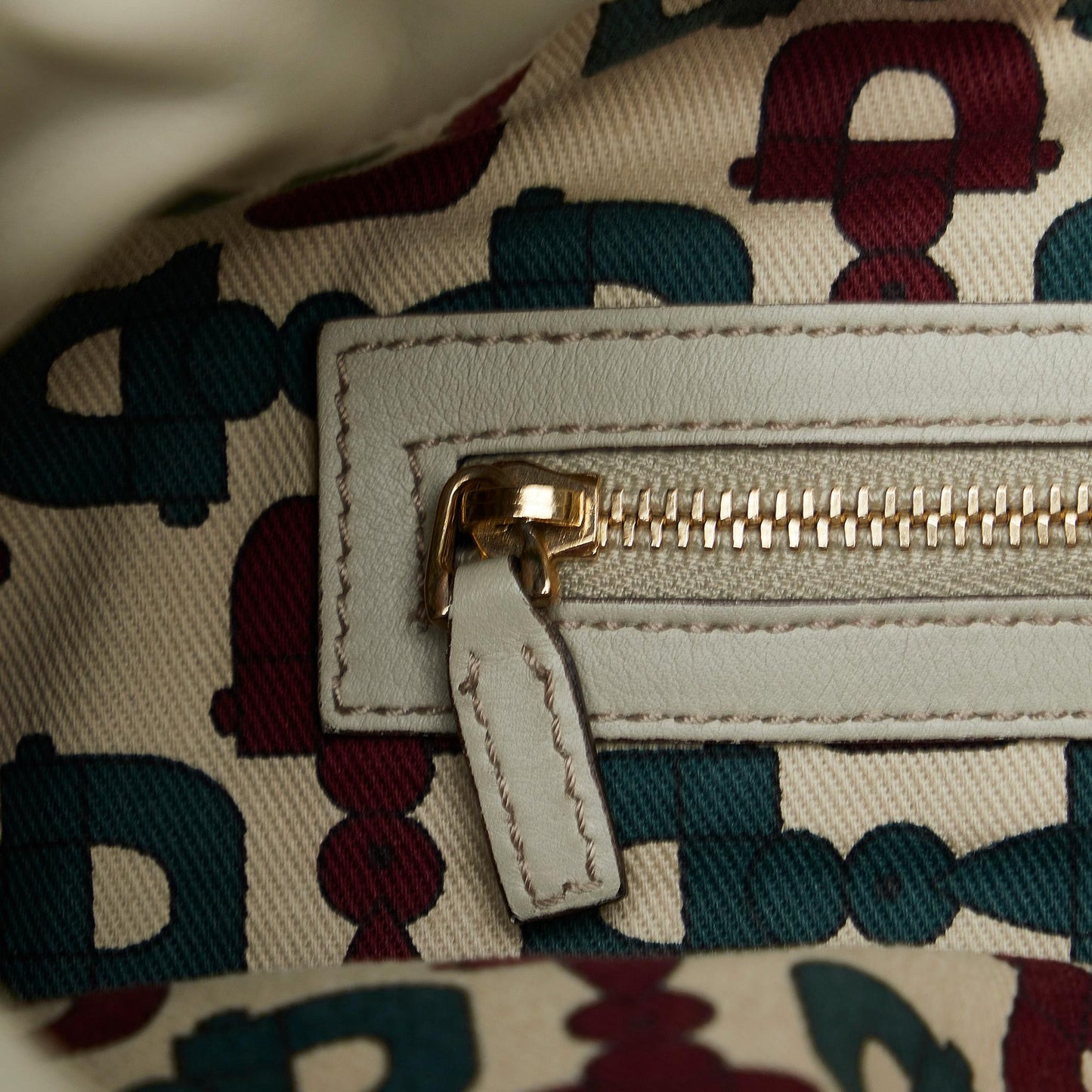 Gucci Guccissima Hysteria Satchel (SHG-B1xm92)