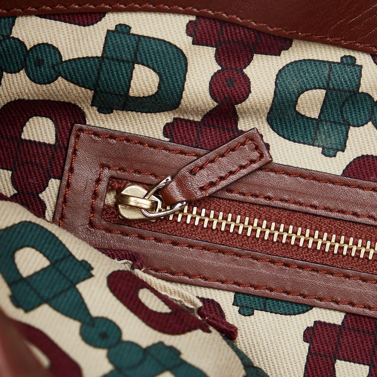 Gucci Guccissima Punch Shoulder Bag (SHG-nXAtcM)