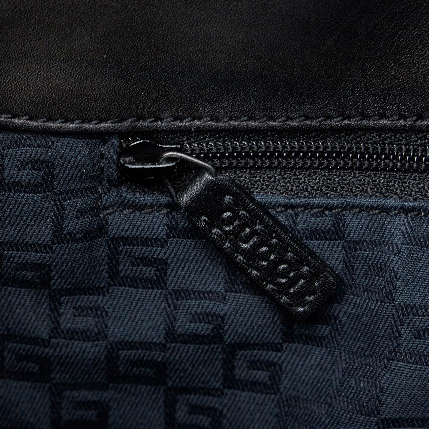 Gucci Horsebit Shoulder Bag (SHG-aygPSt)