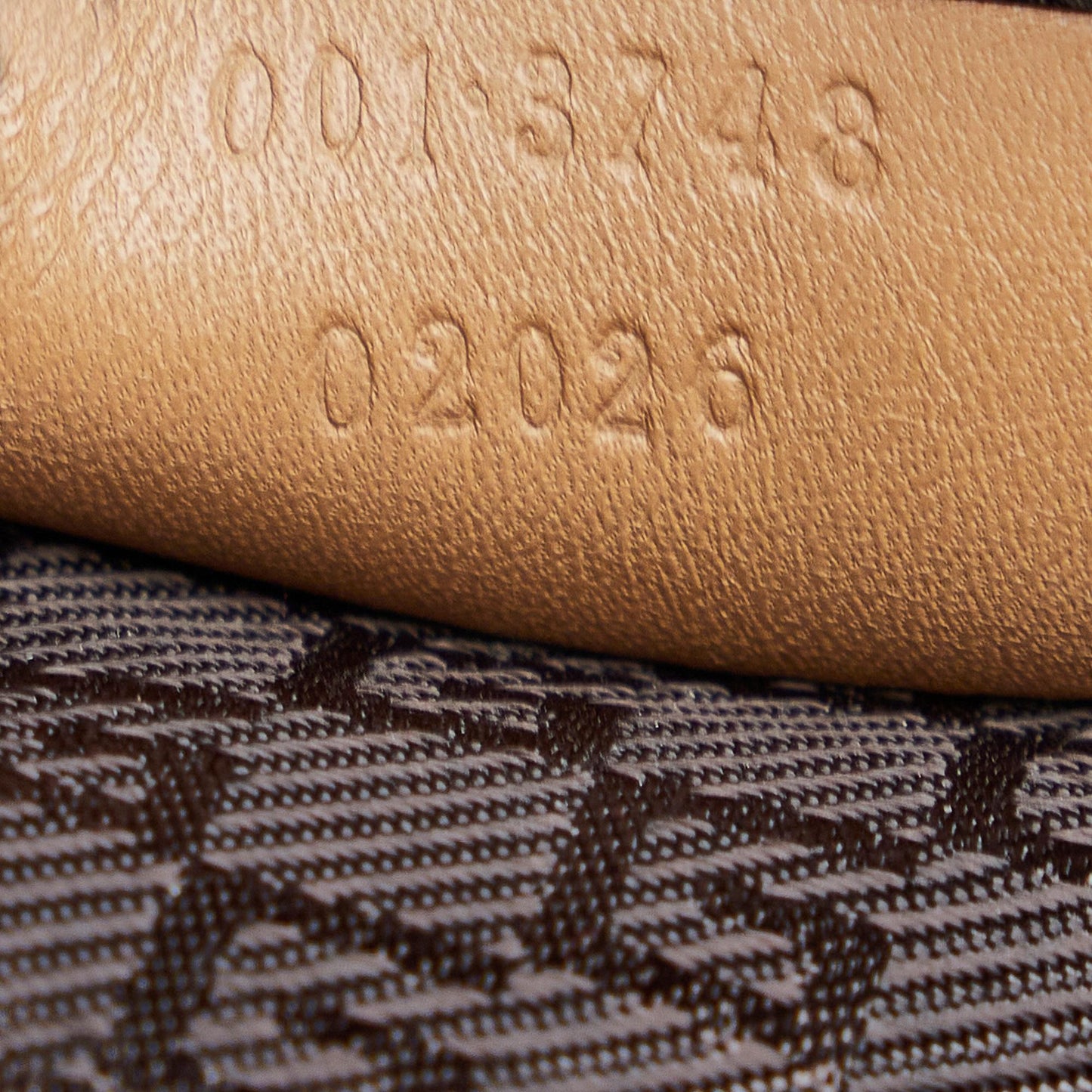 Gucci Leather Bucket Bag (SHG-3XwYEa)