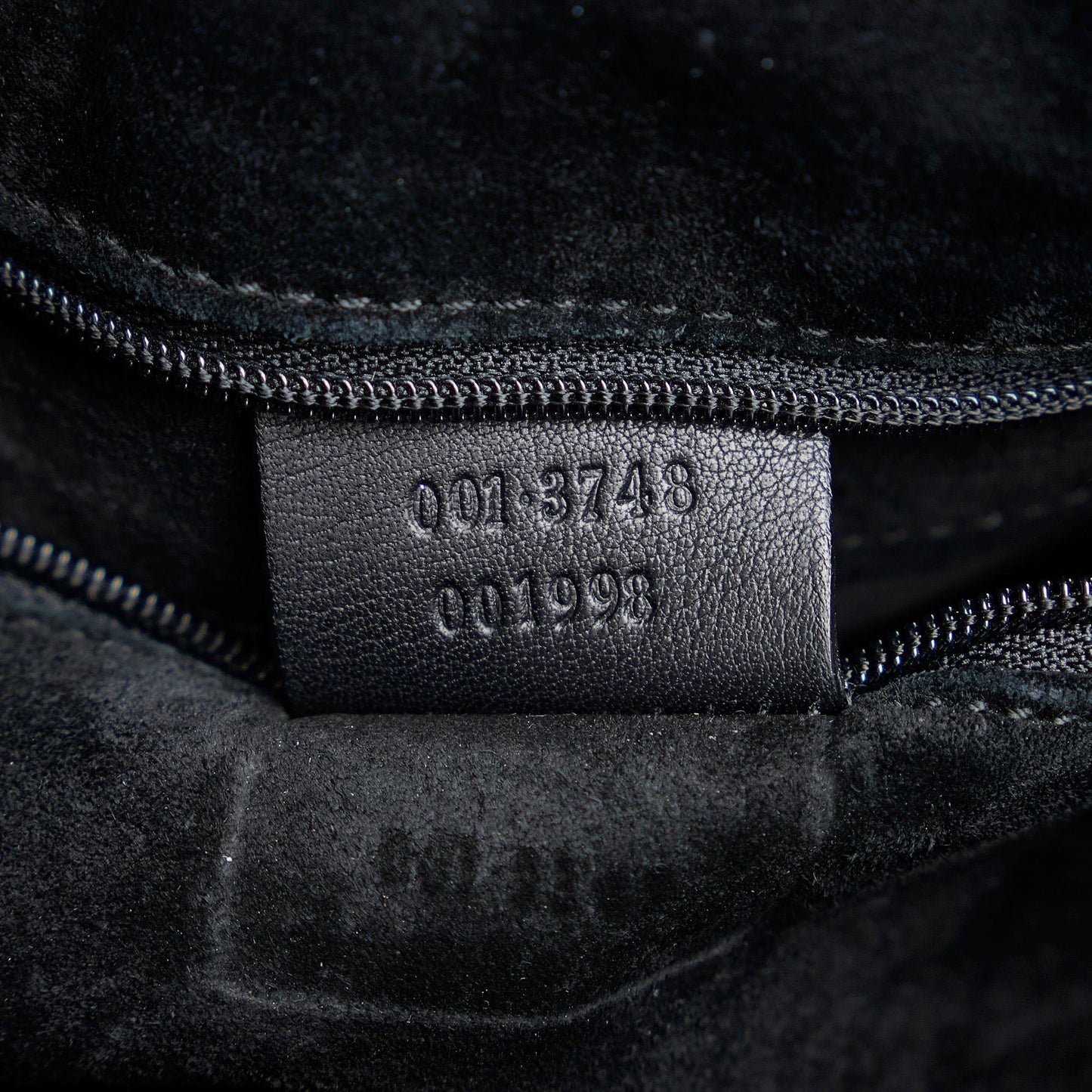 Gucci Leather Drawstring Shoulder Bag (SHG-RSAtpw)