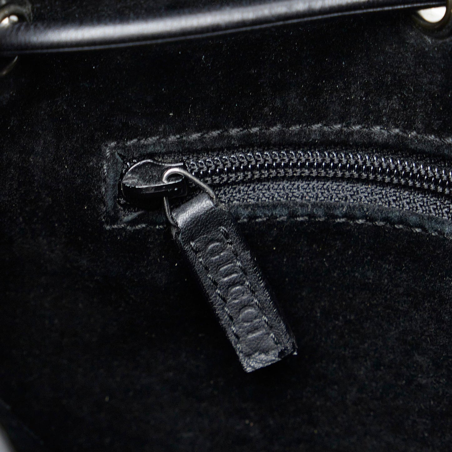 Gucci Leather Drawstring Shoulder Bag (SHG-RSAtpw)