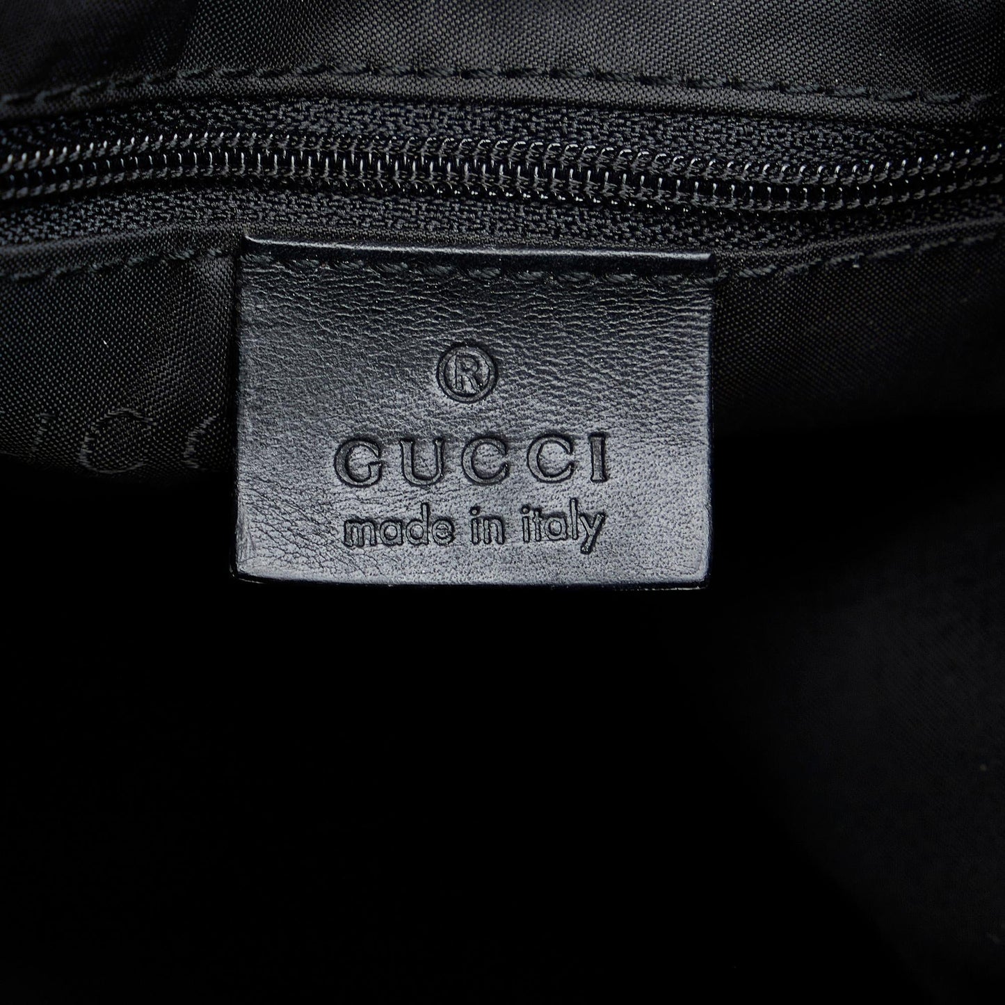 Gucci Leather Shoulder Bag (SHG-aiPihI)