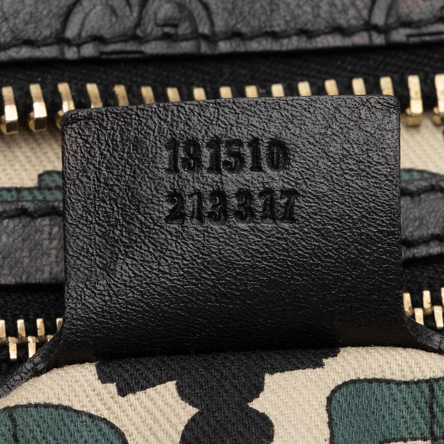 Gucci Leather Signoria Medium Tote (SHF-i1L2KK)