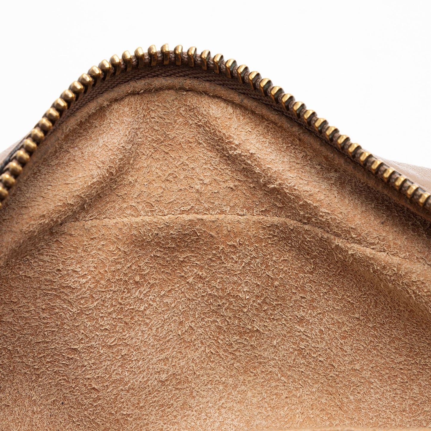 Gucci Matelasse Leather GG Marmont Mini Bag (SHF-mxqNer)