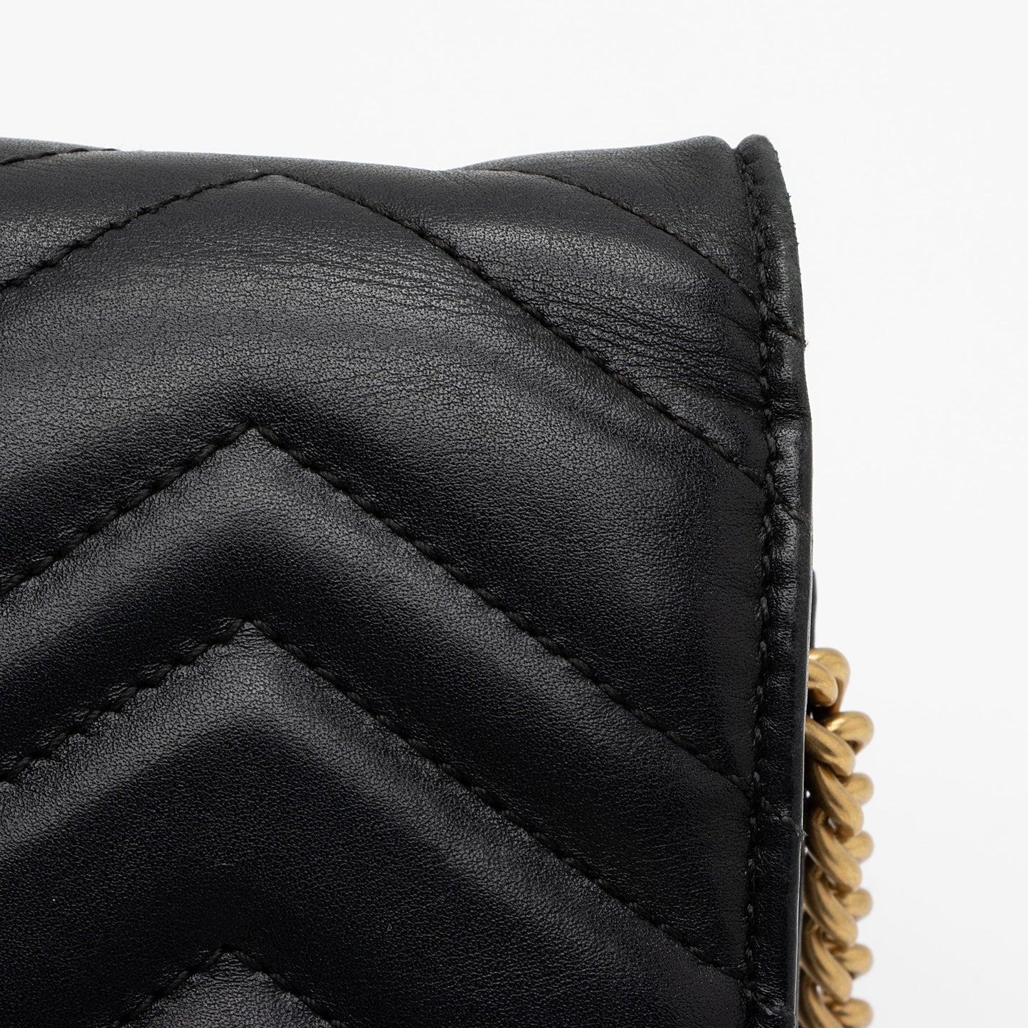 Gucci Matelasse Leather GG Marmont Mini Chain Shoulder Bag (SHF-KHf4XN)