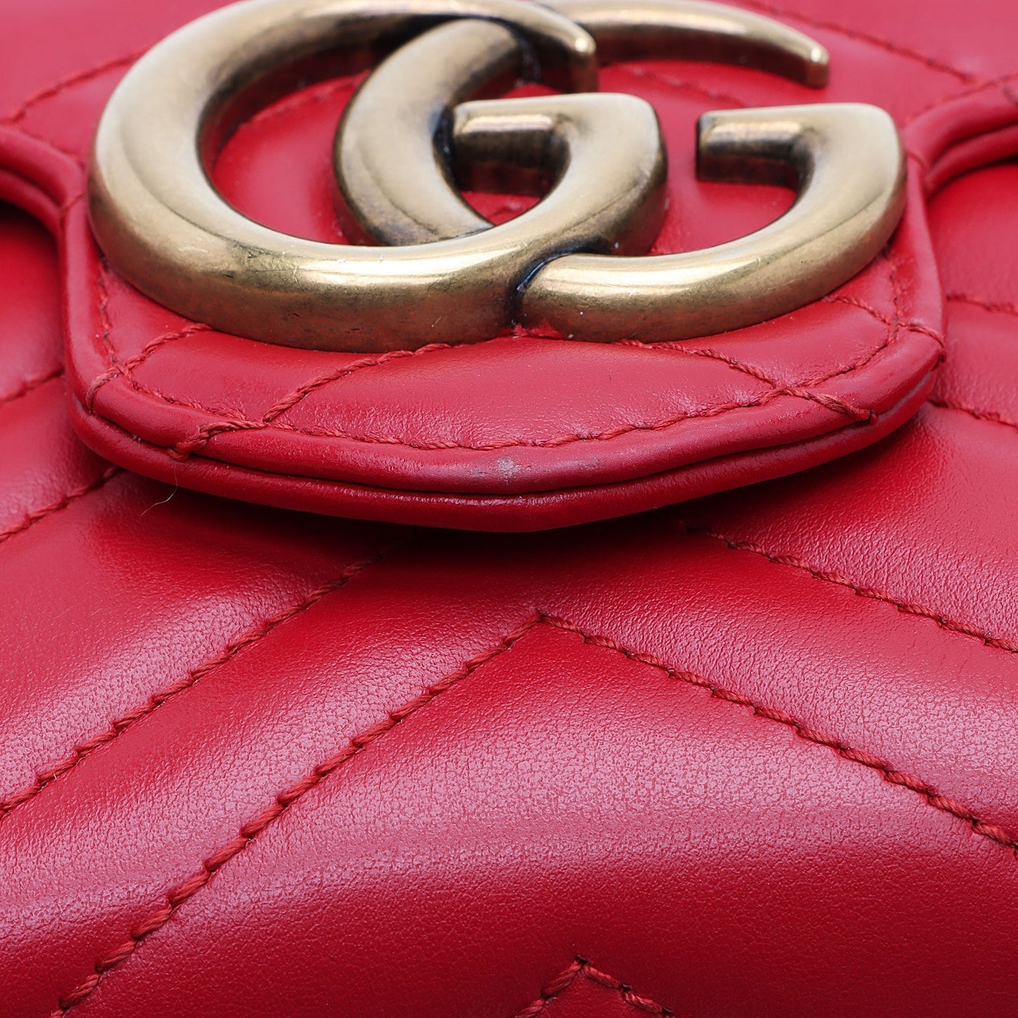 Gucci Matelasse Leather GG Marmont Mini Wallet on Chain Bag (SHF-2R5i8G)