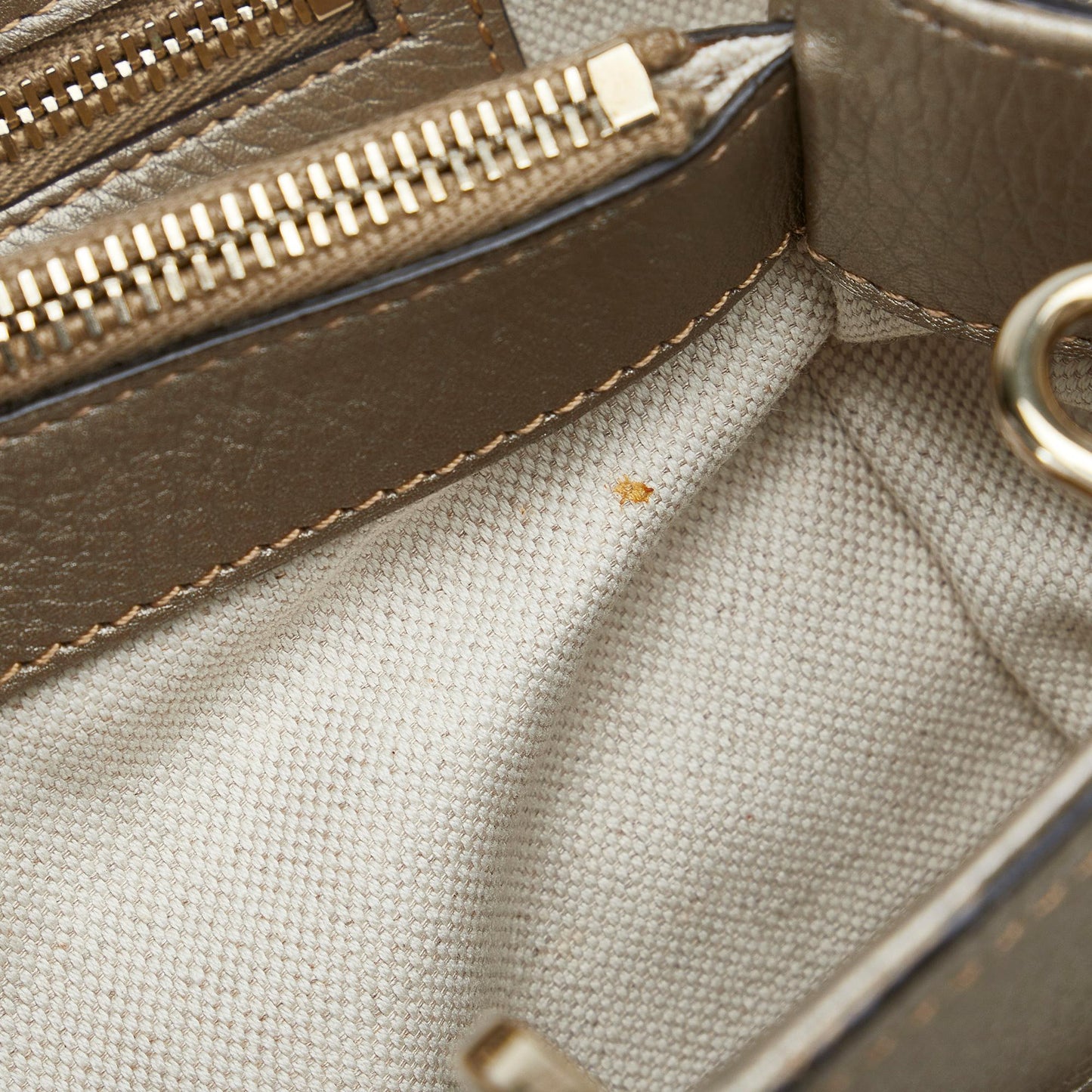 Gucci Medium Bamboo Shopper (SHG-a2soXU)
