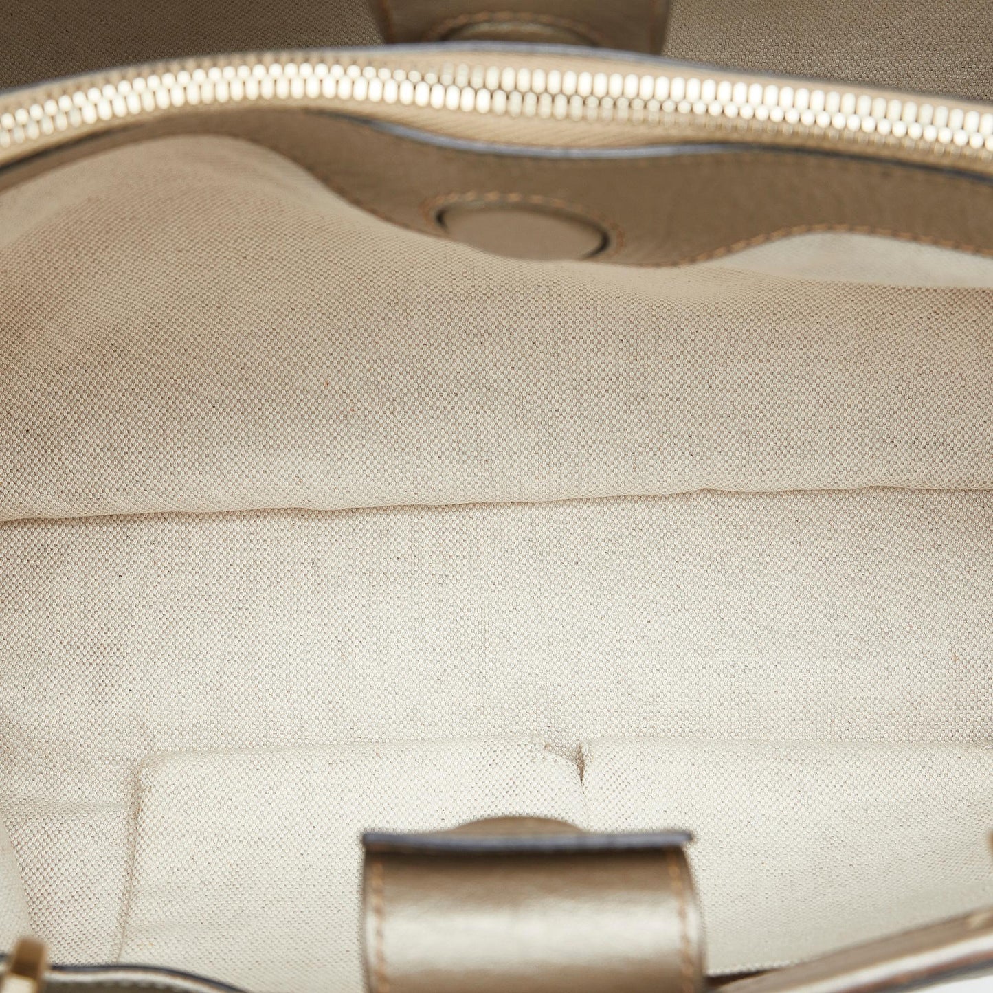 Gucci Medium Bamboo Shopper (SHG-a2soXU)