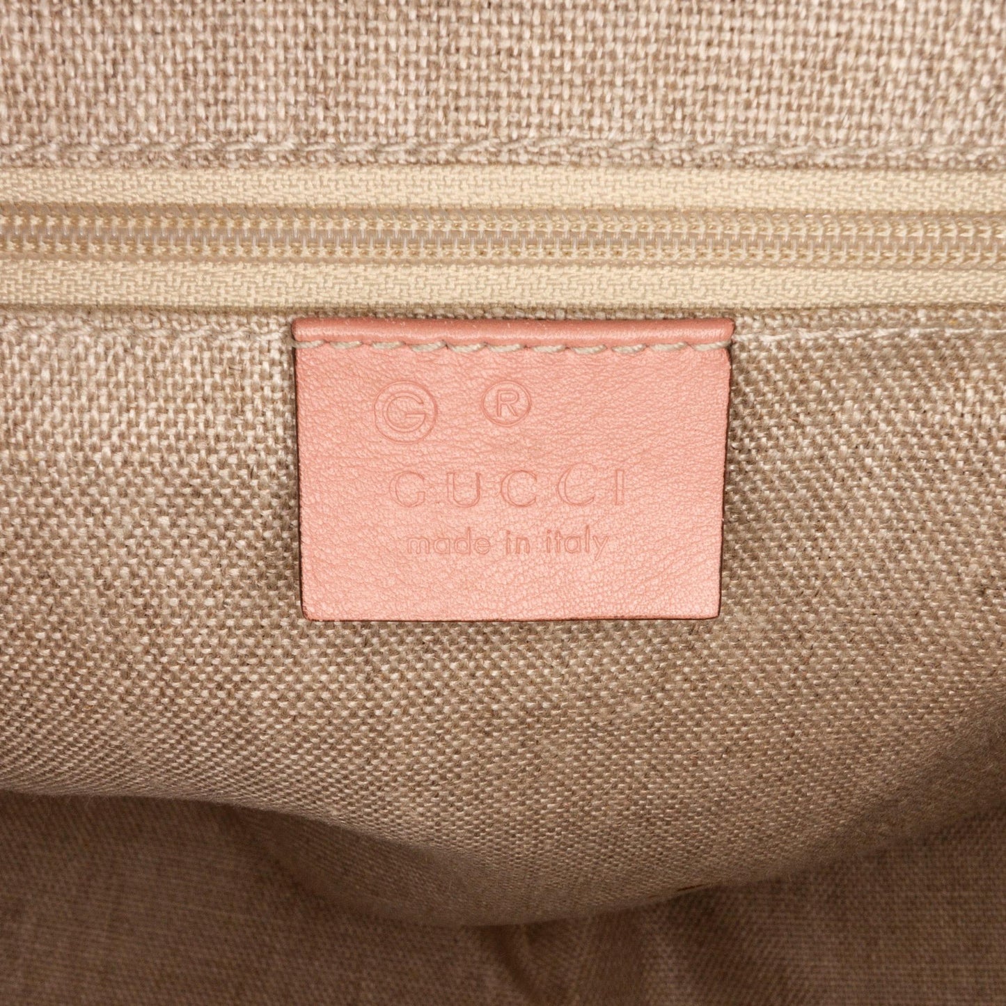 Gucci Medium Microguccissima Dome Satchel (SHG-fW98tW)
