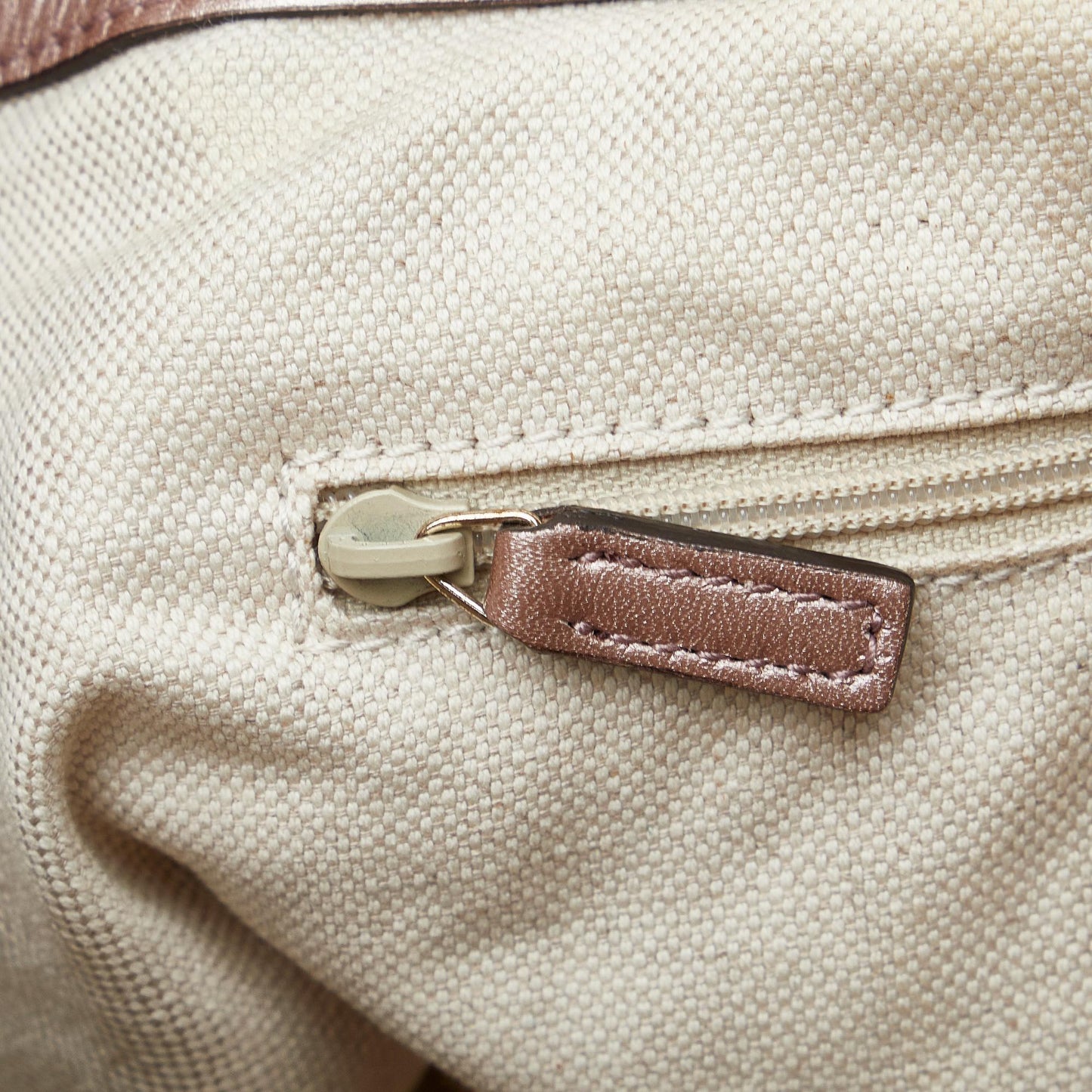 Gucci Microguccissima Sukey Satchel (SHG-NL2tIg)