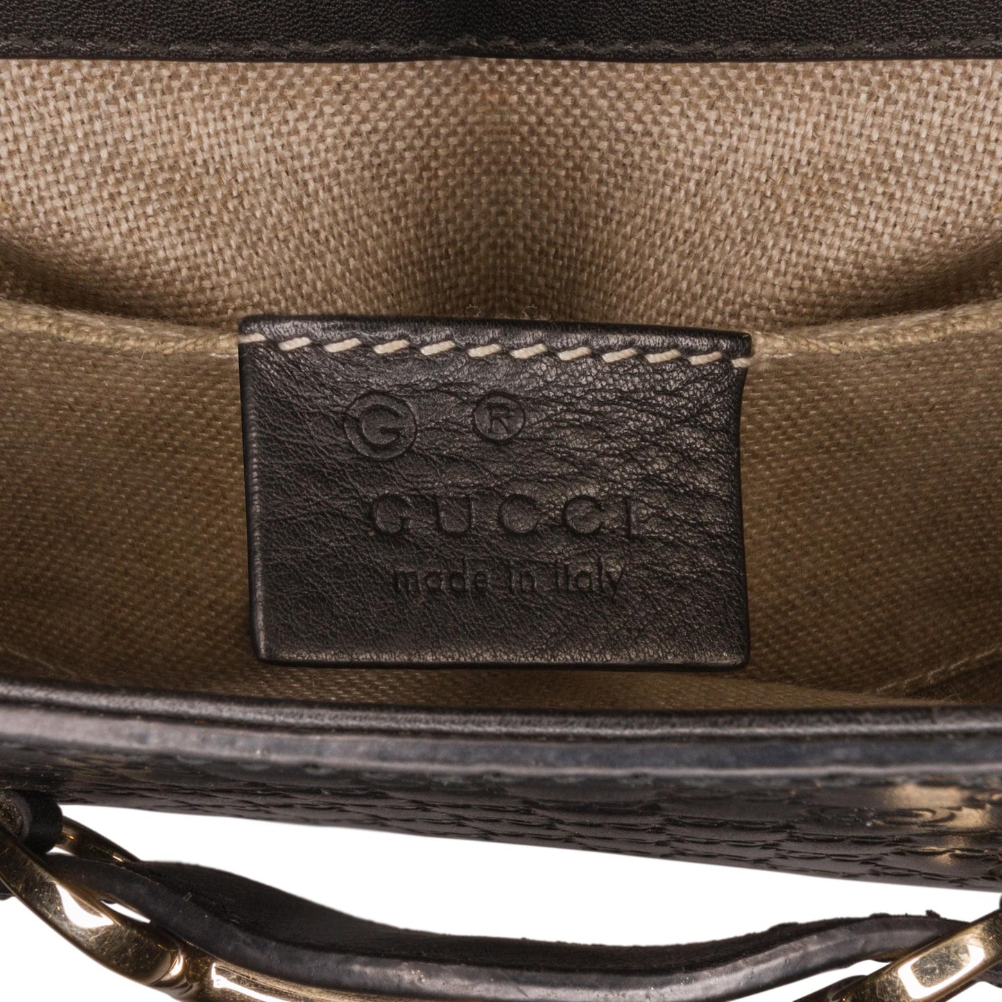 Gucci Mini Microguccissima Emily Crossbody Bag (SHG-JHzrWD)