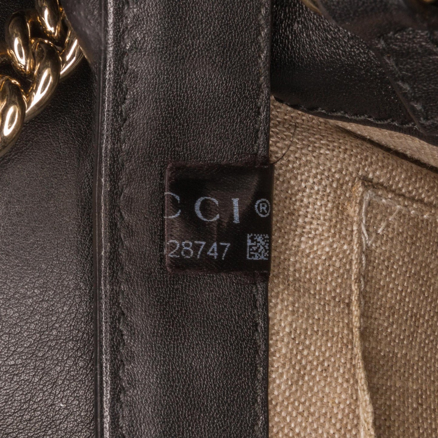 Gucci Mini Microguccissima Emily Crossbody Bag (SHG-JHzrWD)