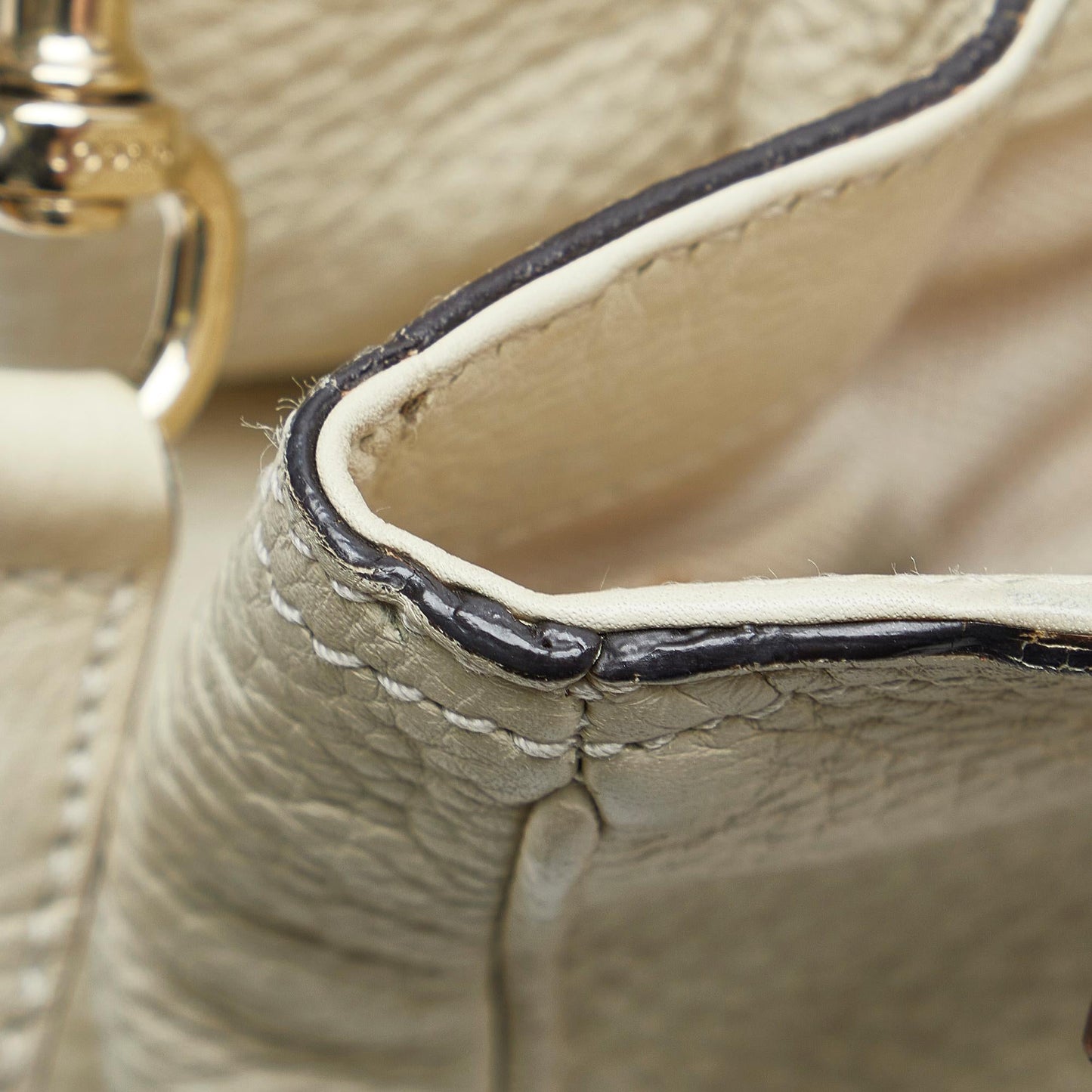 Gucci Small Bamboo Shopper (SHG-jIU0BX)
