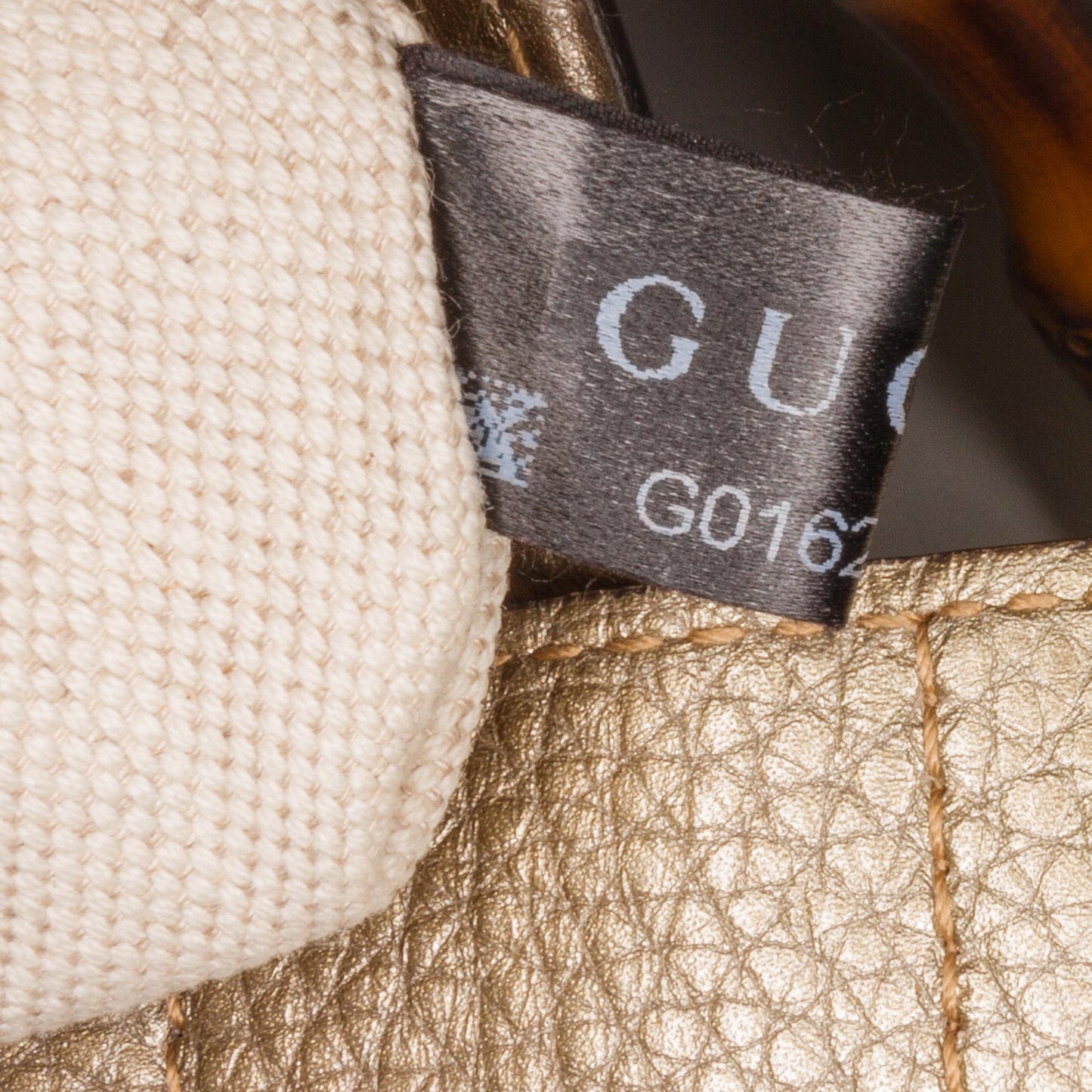 Gucci Small Bamboo Shopper (SHG-M4rPio)
