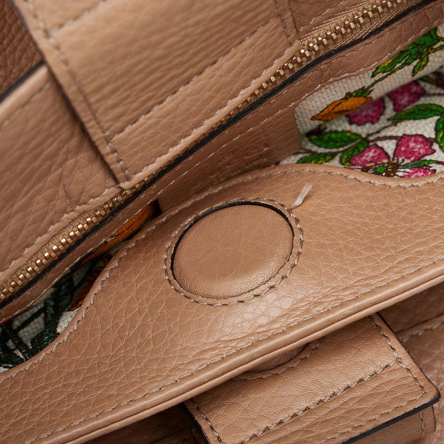 Gucci Small Bamboo Shopper (SHG-csXgnx)