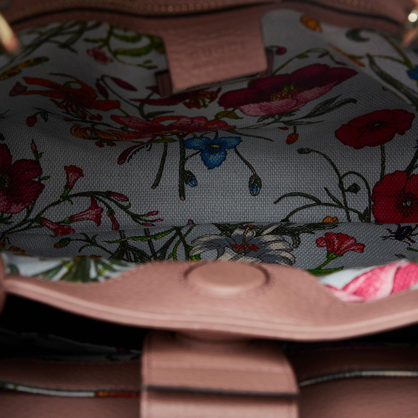 Gucci Small Bamboo Shopper (SHG-wb4O7b)