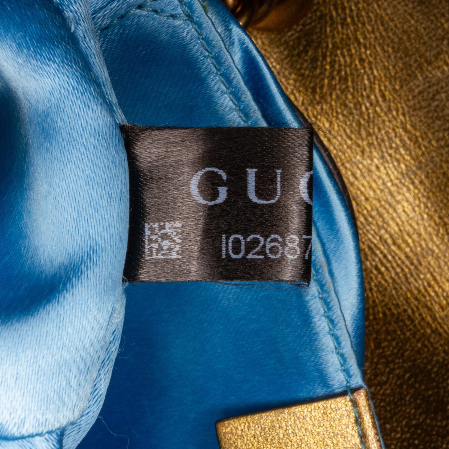 Gucci Small GG Marmont Matelasse Crossbody Bag (SHG-cQwDYF)