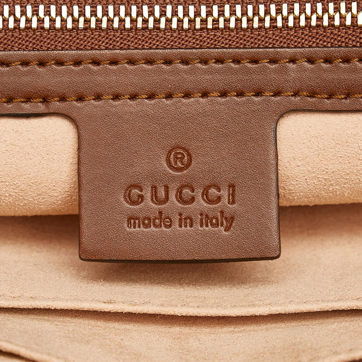 Gucci Small GG Supreme Satchel (SHG-vWVOWc)