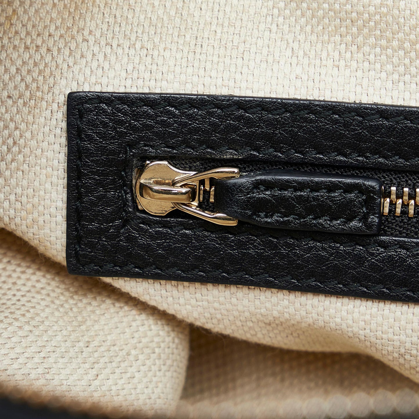 Gucci Small Soho Cellarius (SHG-hzdfeK)