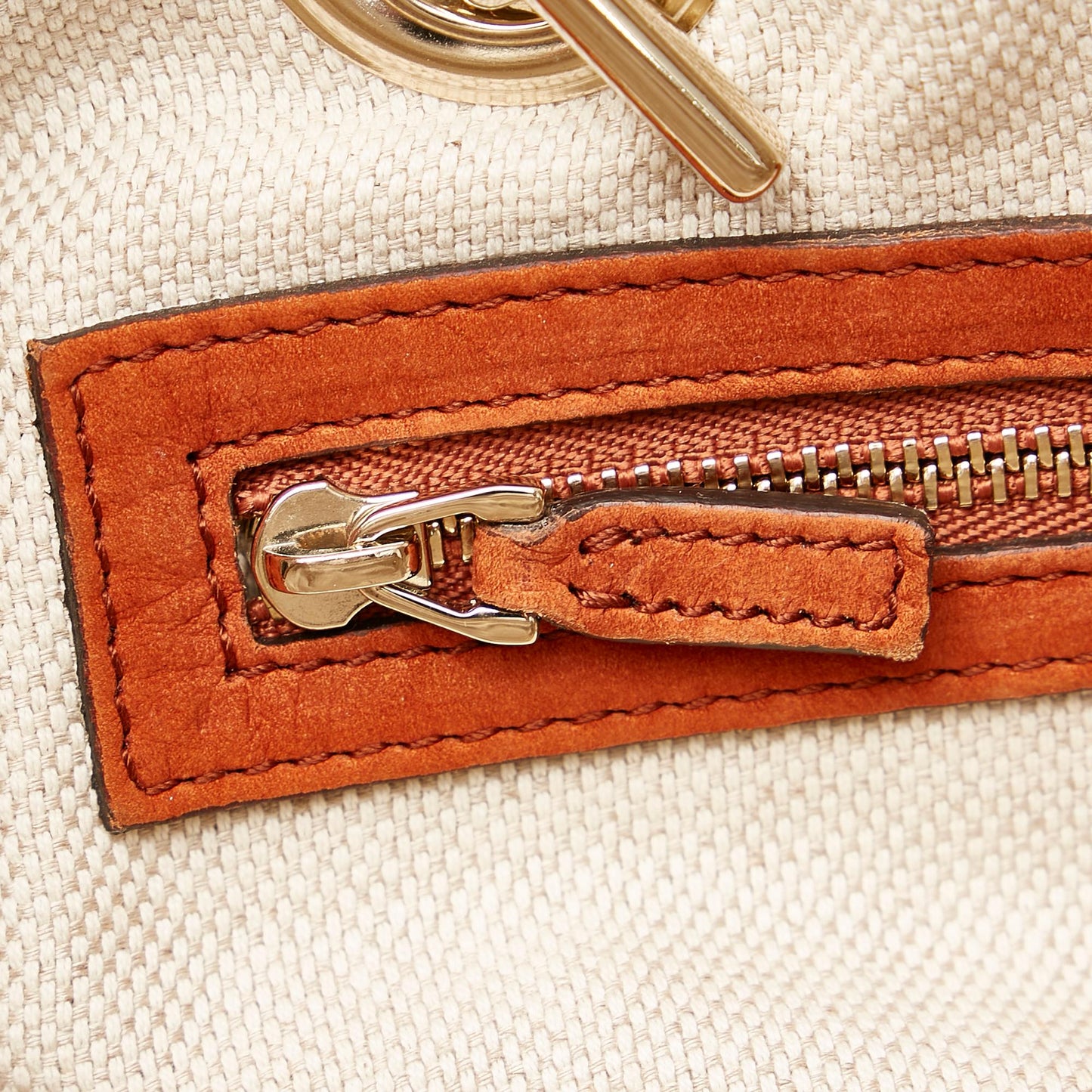 Gucci Soho Chain Nubuck Leather Shoulder Bag