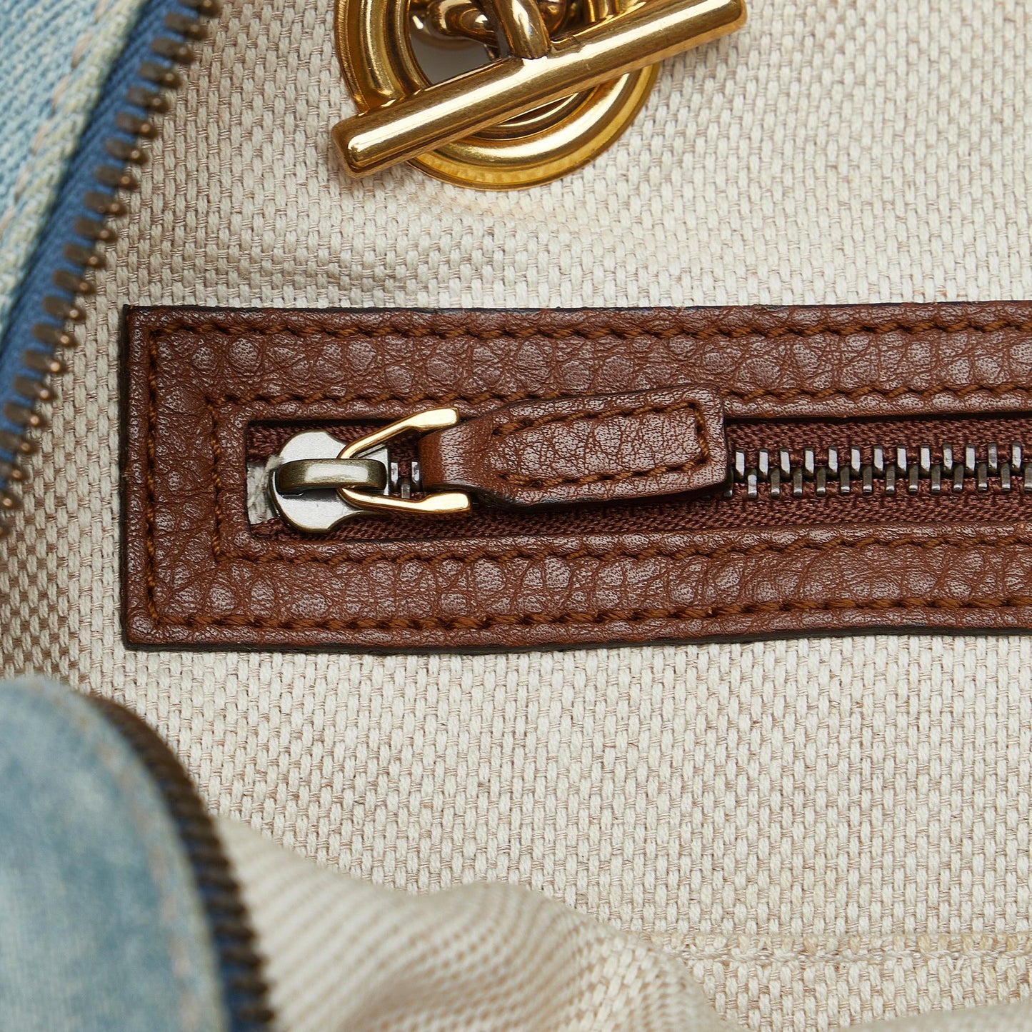 Gucci Soho Chain Shoulder Bag (SHG-W4l9Vq)