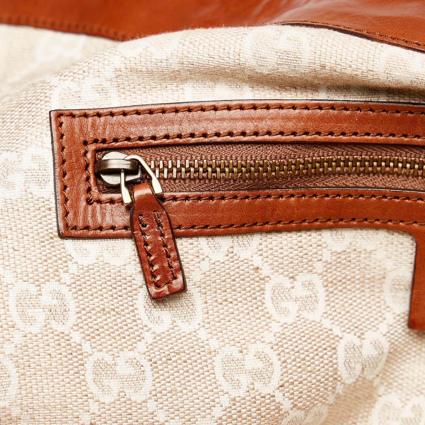 Gucci Stirrup Leather Shoulder Bag