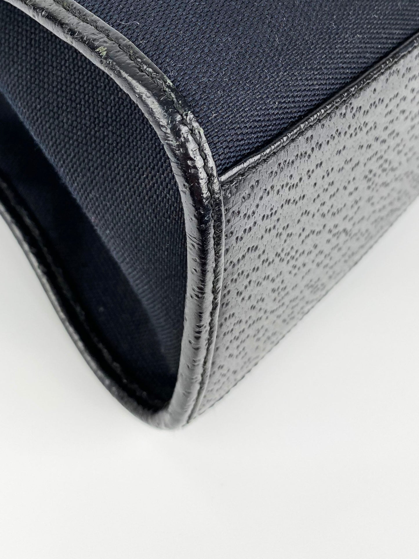Gucci Black Vintage Shoulder Bag