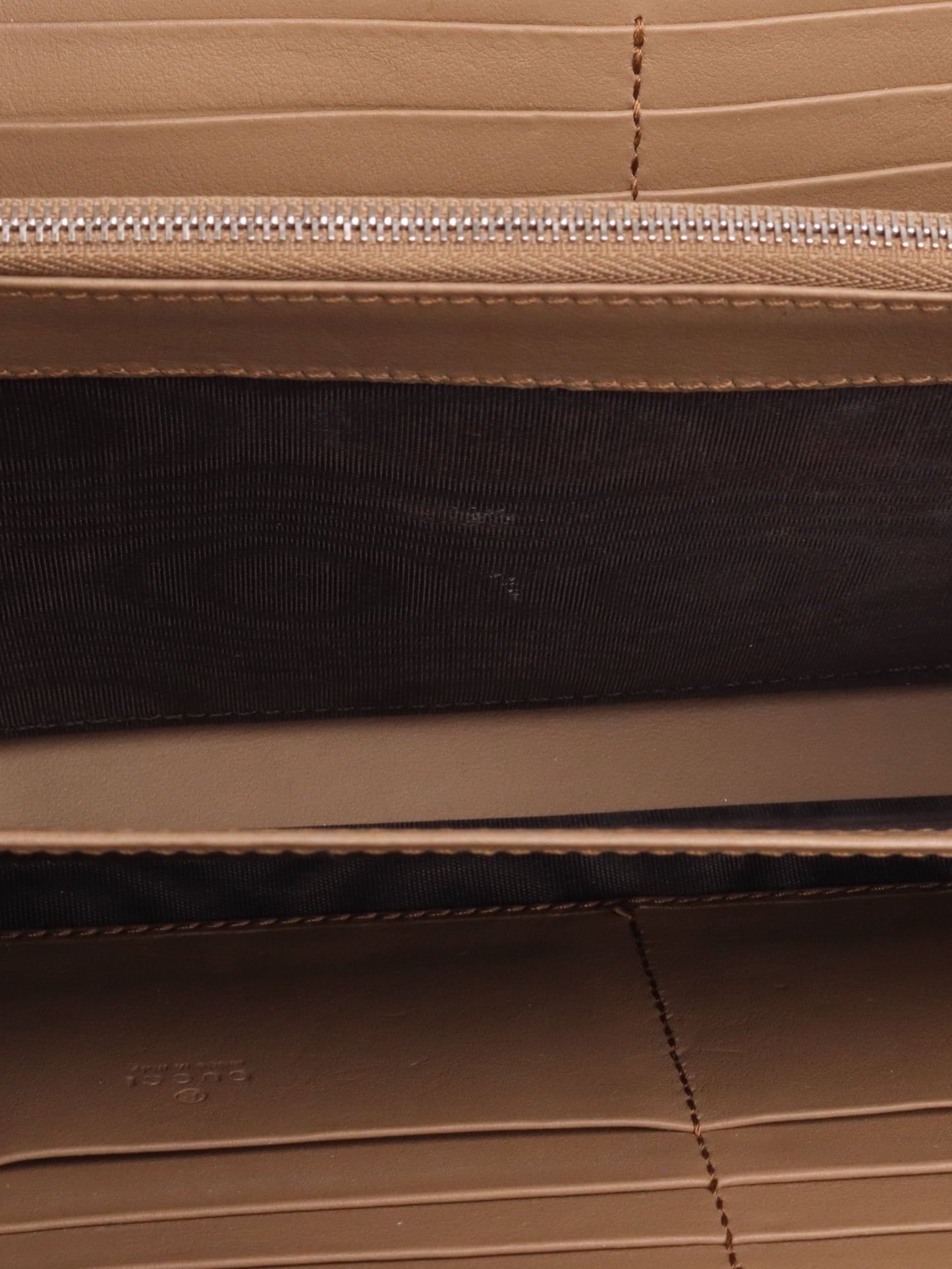 Gucci Dionysus GG Supreme Chain Wallet