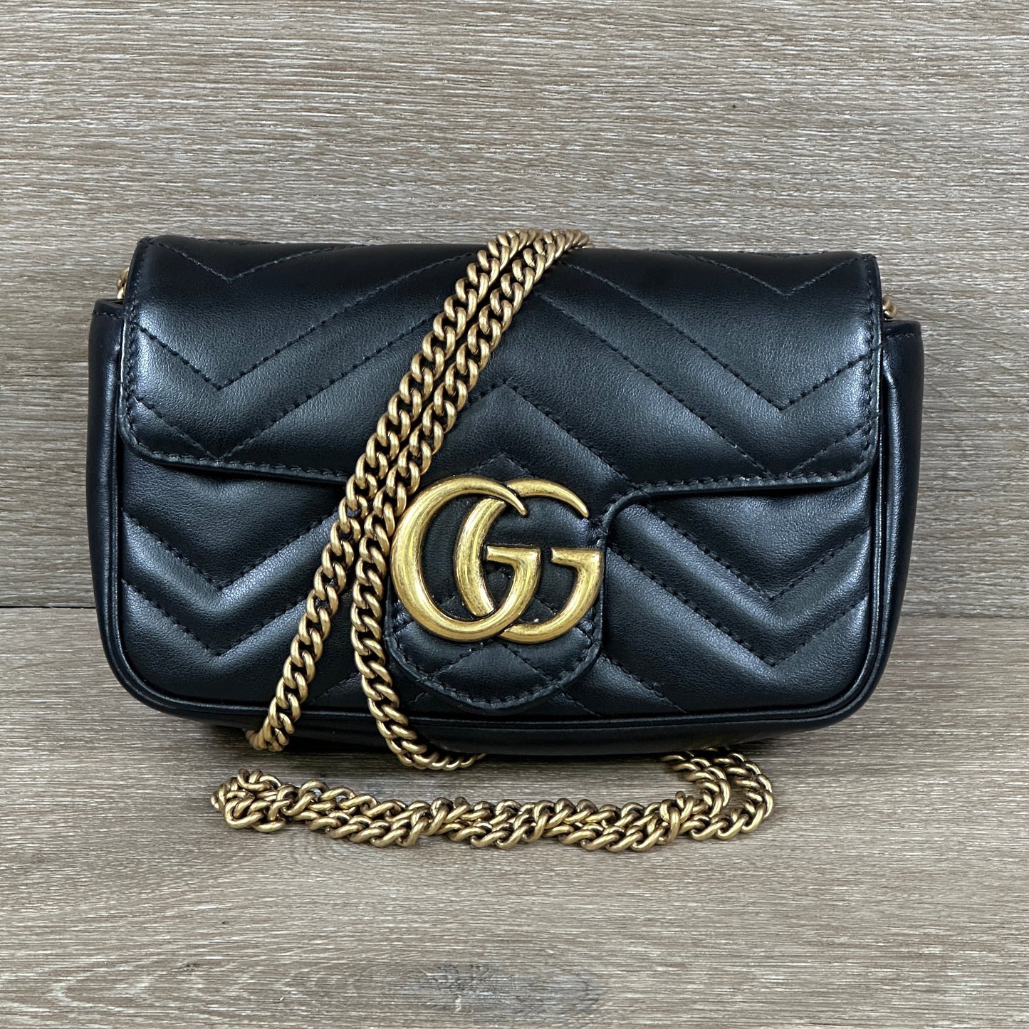 Gucci GG Marmont Super Mini Bag - Black