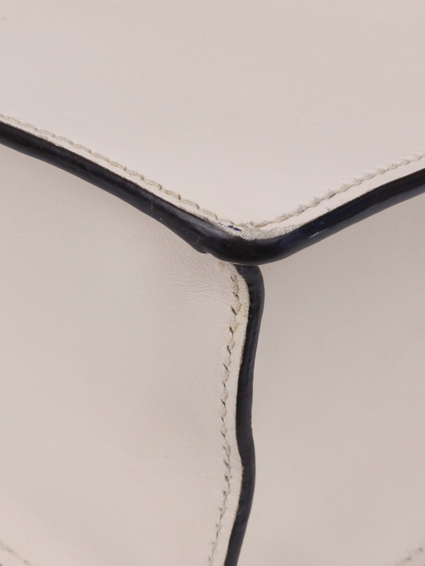 Gucci Small White Sylvie Bag