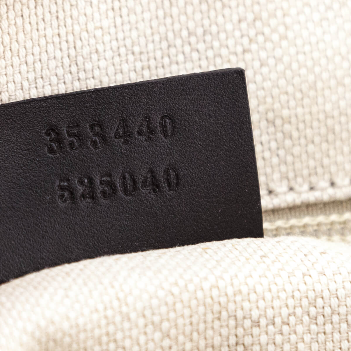 Gucci Supreme Small Zipper Tote