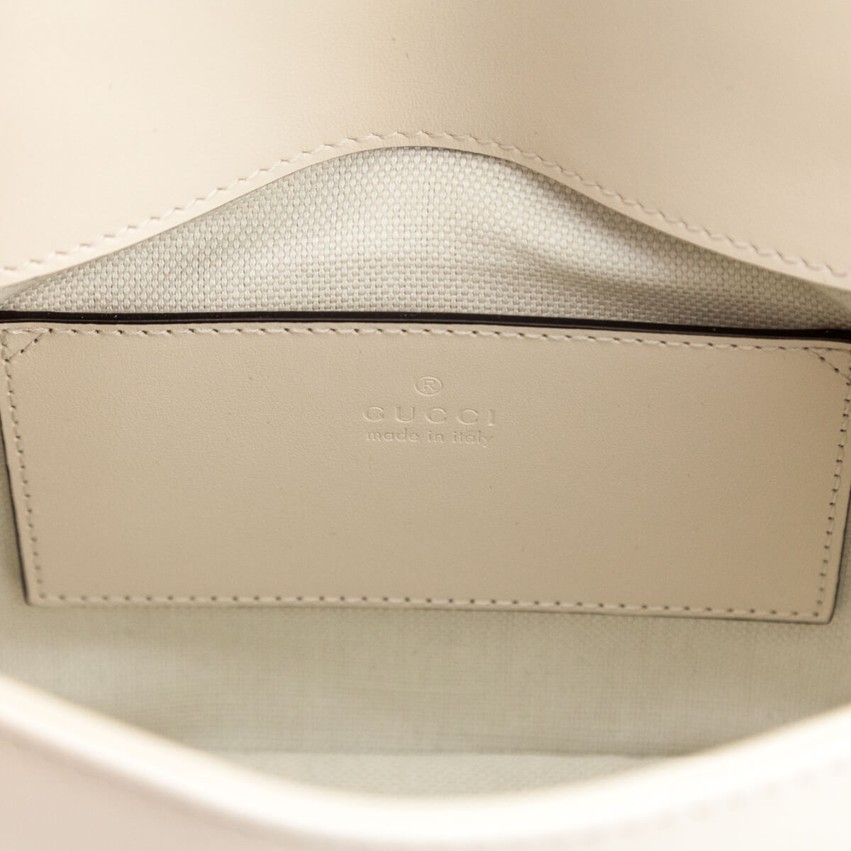 Gucci White Calfskin Matelasse Monochrome GG Marmont Bag