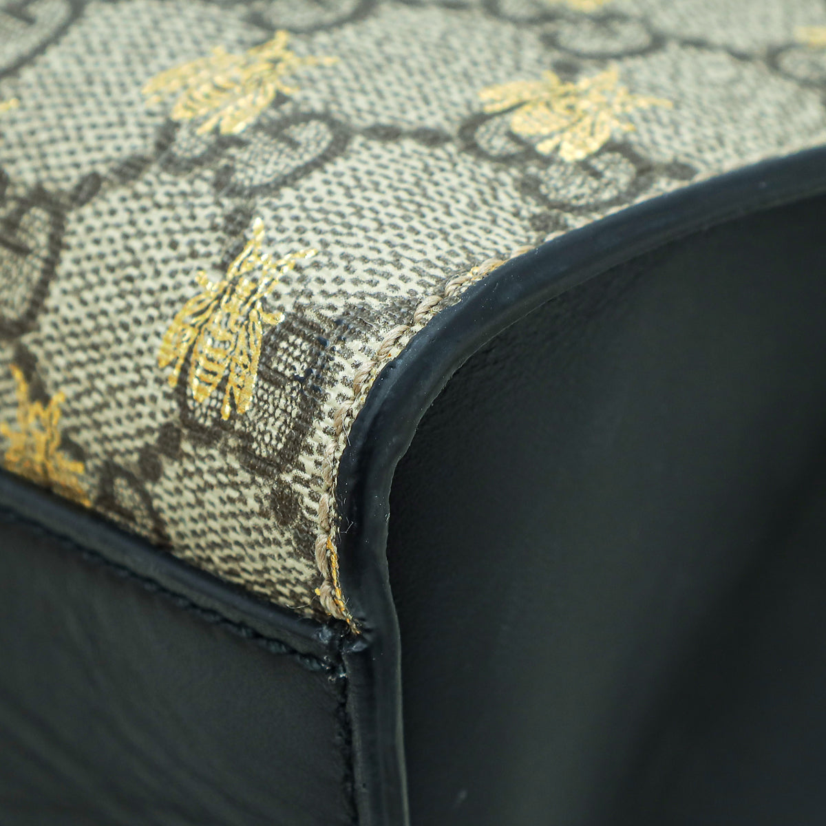 Gucci Bicolor GG Supreme Bee Print Padlock Small Bag