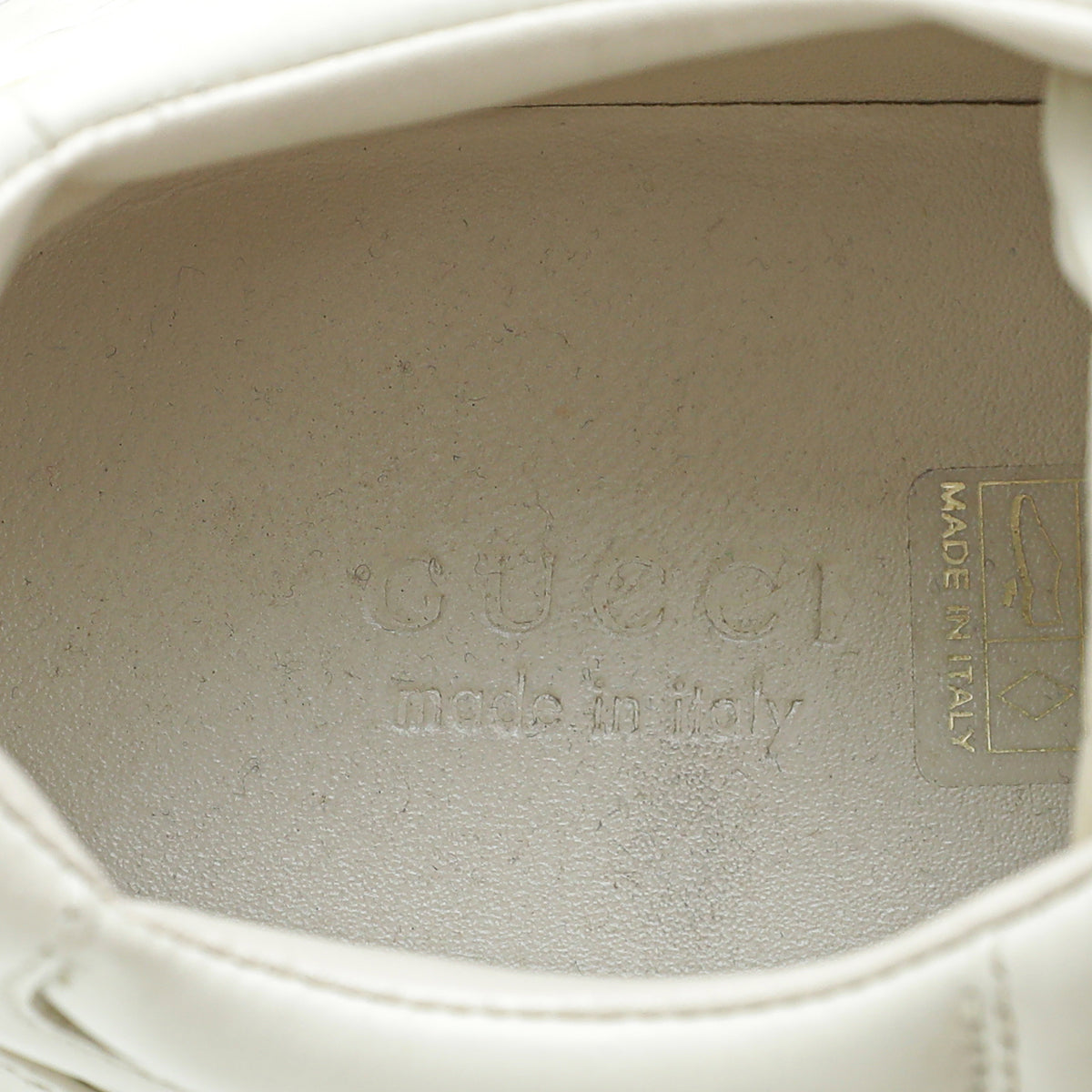Gucci Ivory Men's Rhyton Gucci Logo Sneaker 40